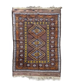 ORIENTAL HAND-KNOTTED SCATTER RUG.