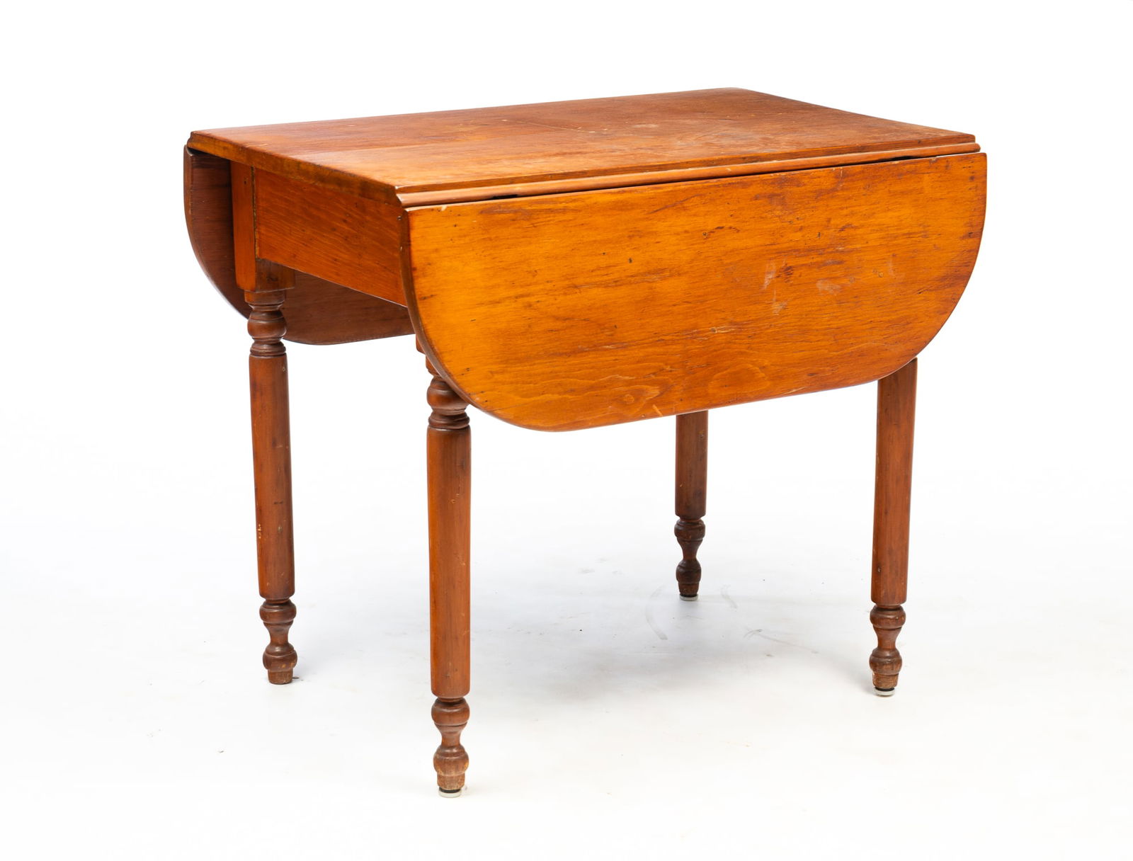 AMERICAN SHERATON STYLE PINE DROP-LEAF TABLE. - 3