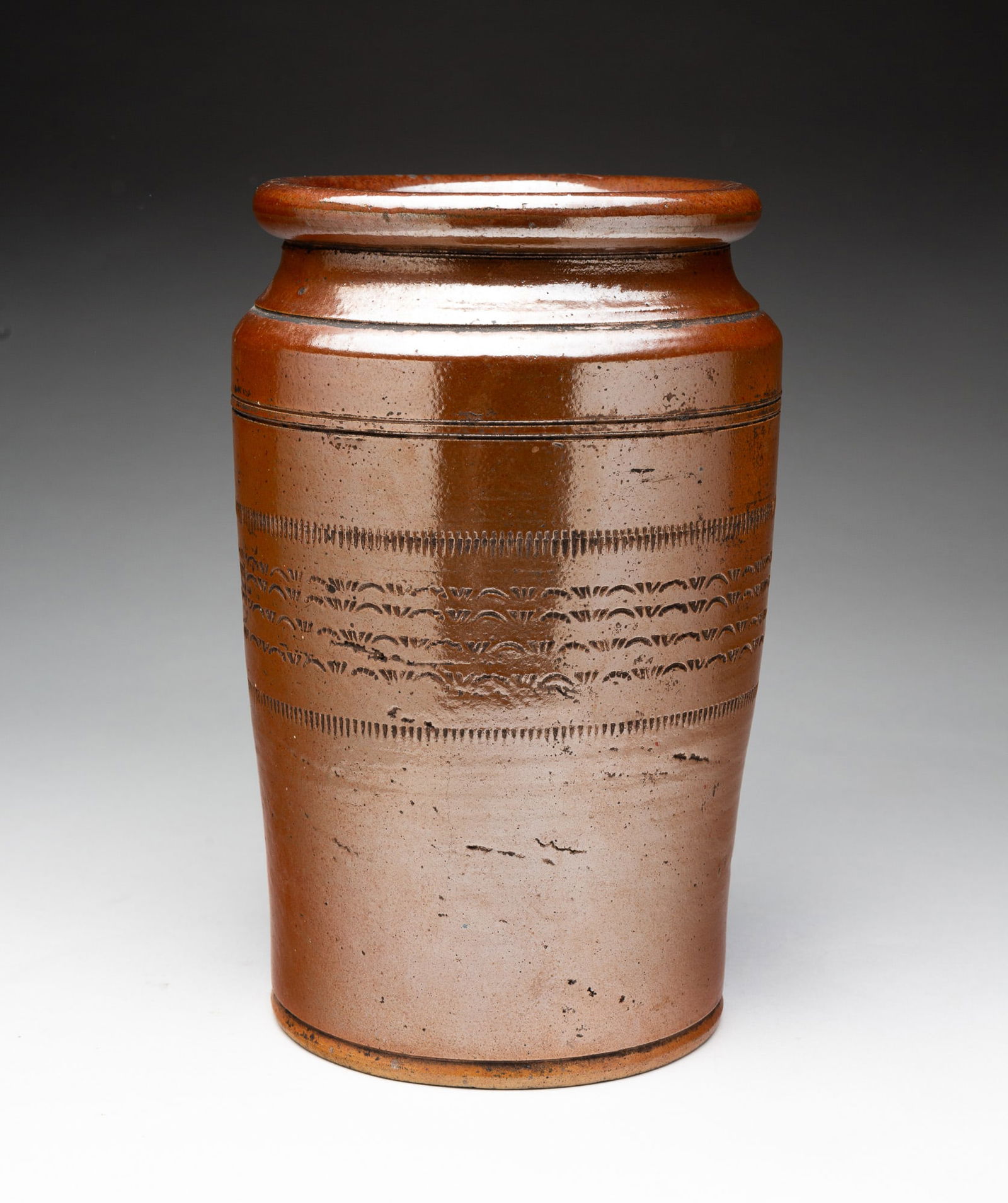 AMERICAN GLAZED AND TOOLED STONEWARE TOBACCO JAR. (1 of 3)