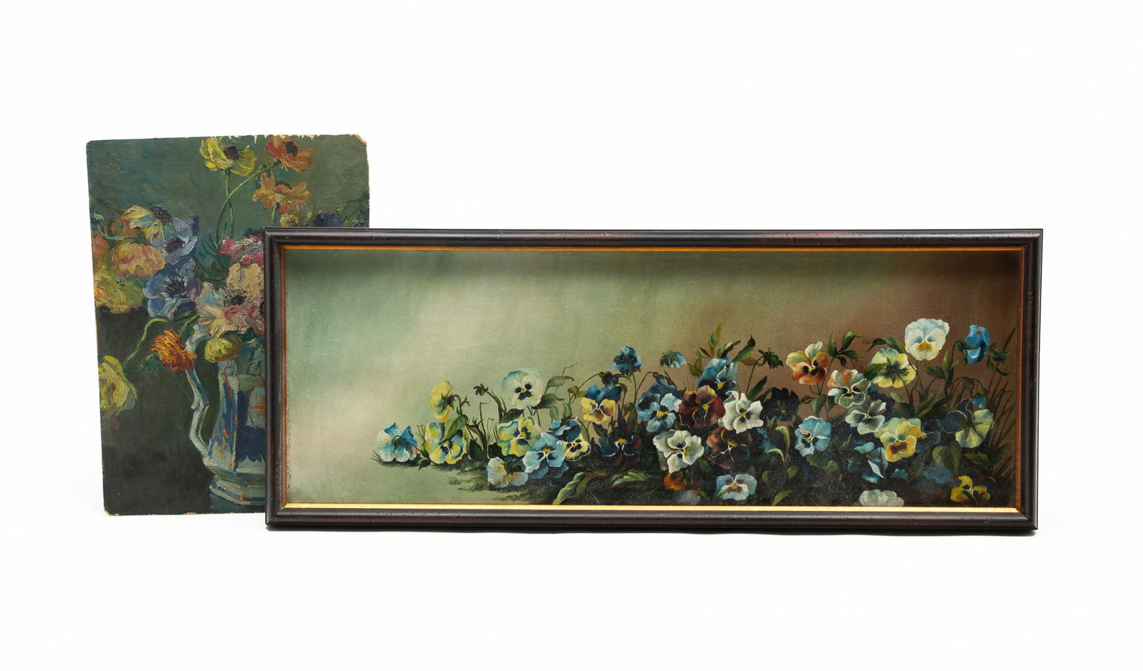 TWO AMERICAN SCHOOL STILL LIFE OIL PAINTINGS OF FLOWERS. (1 of 6)