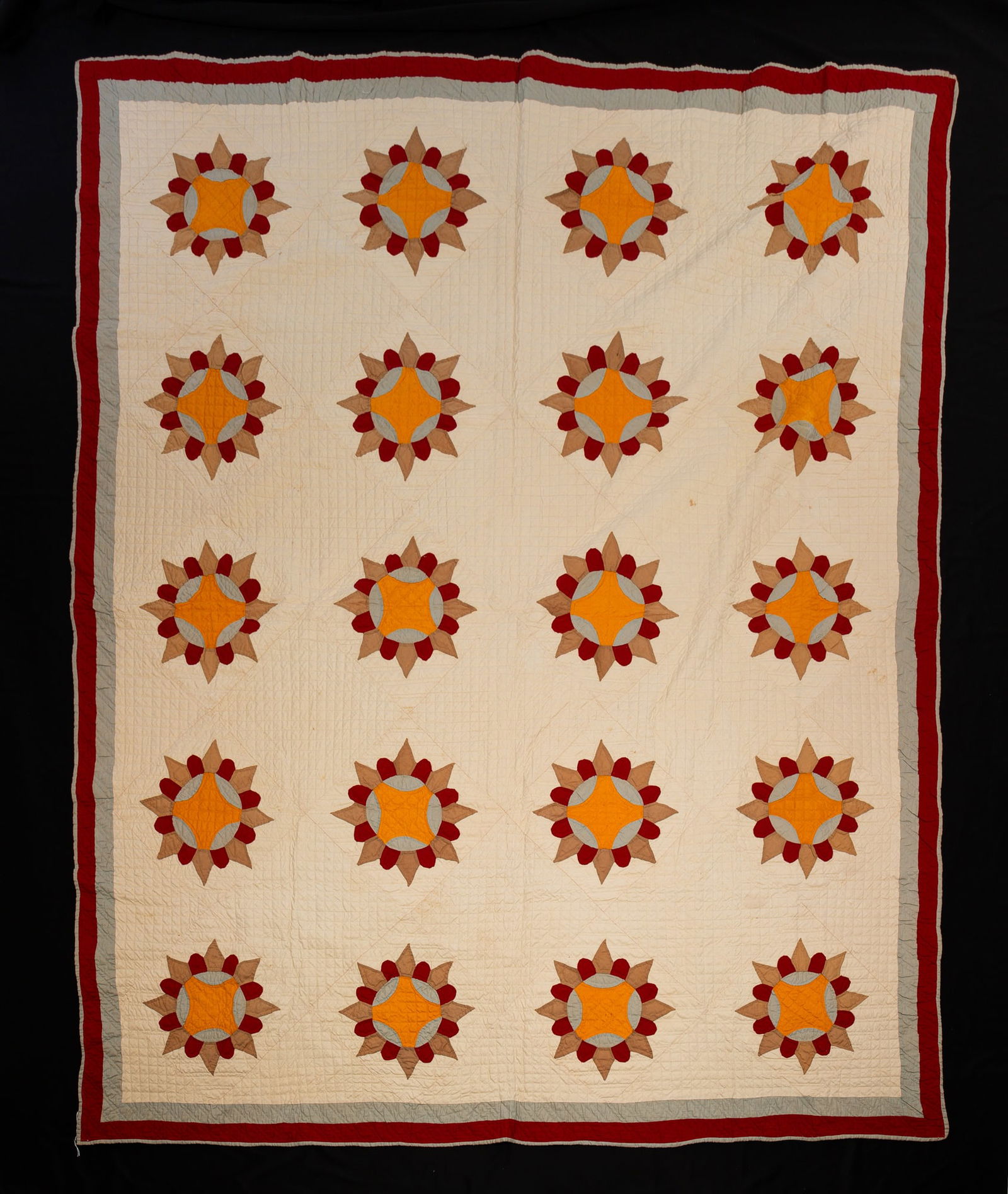 AMERICAN APPLIQUE SUNFLOWER QUILT. (1 of 4)