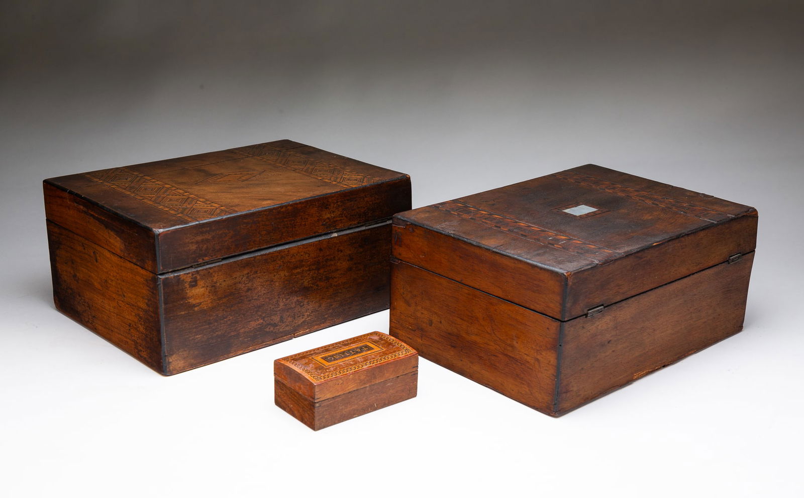 THREE VICTORIAN TUNBRIDGE WARE SEWING BOXES. - 7