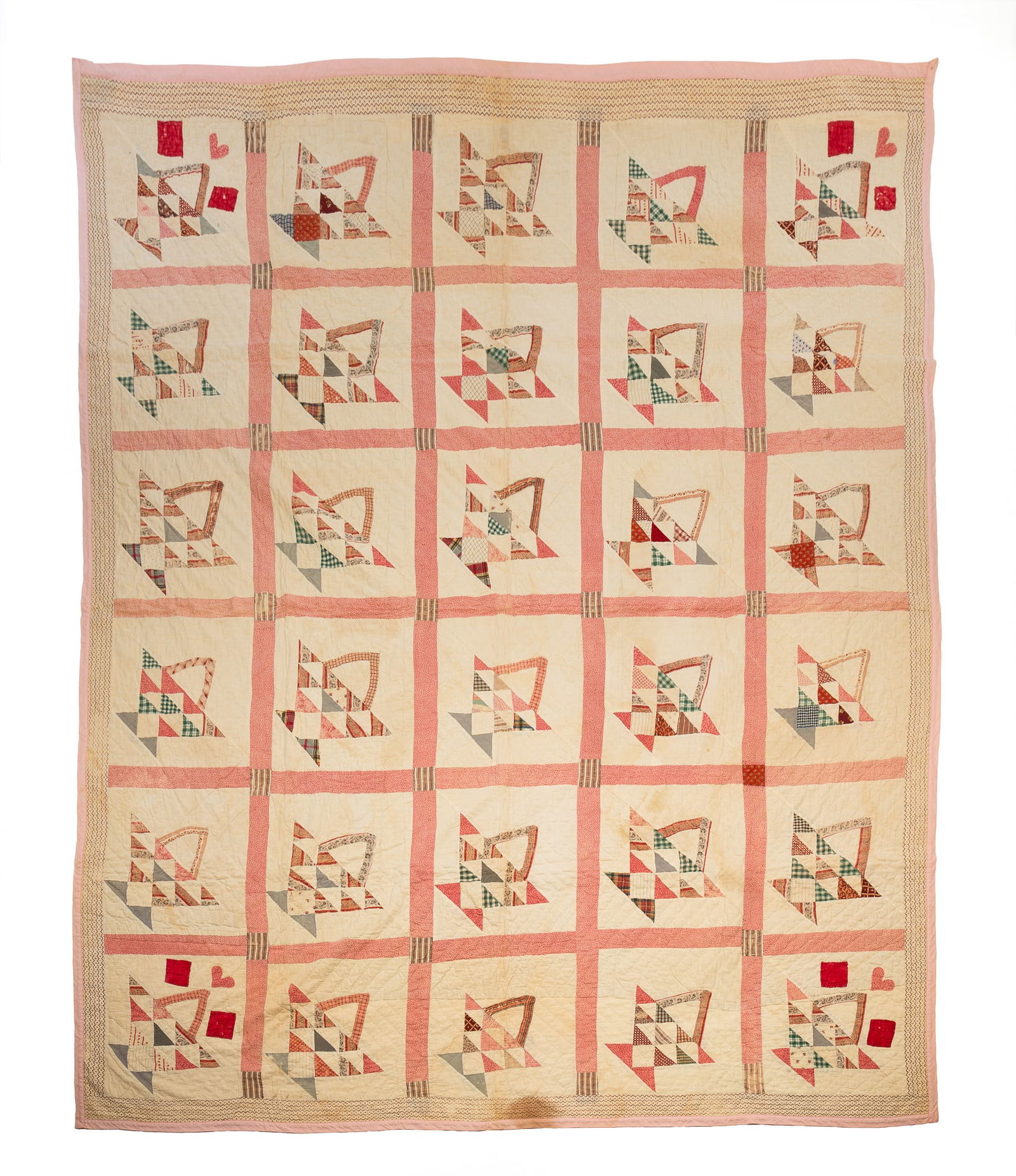 AMERICAN COTTON PIECEWORK FLOWER BASKET QUILT. (1 of 6)