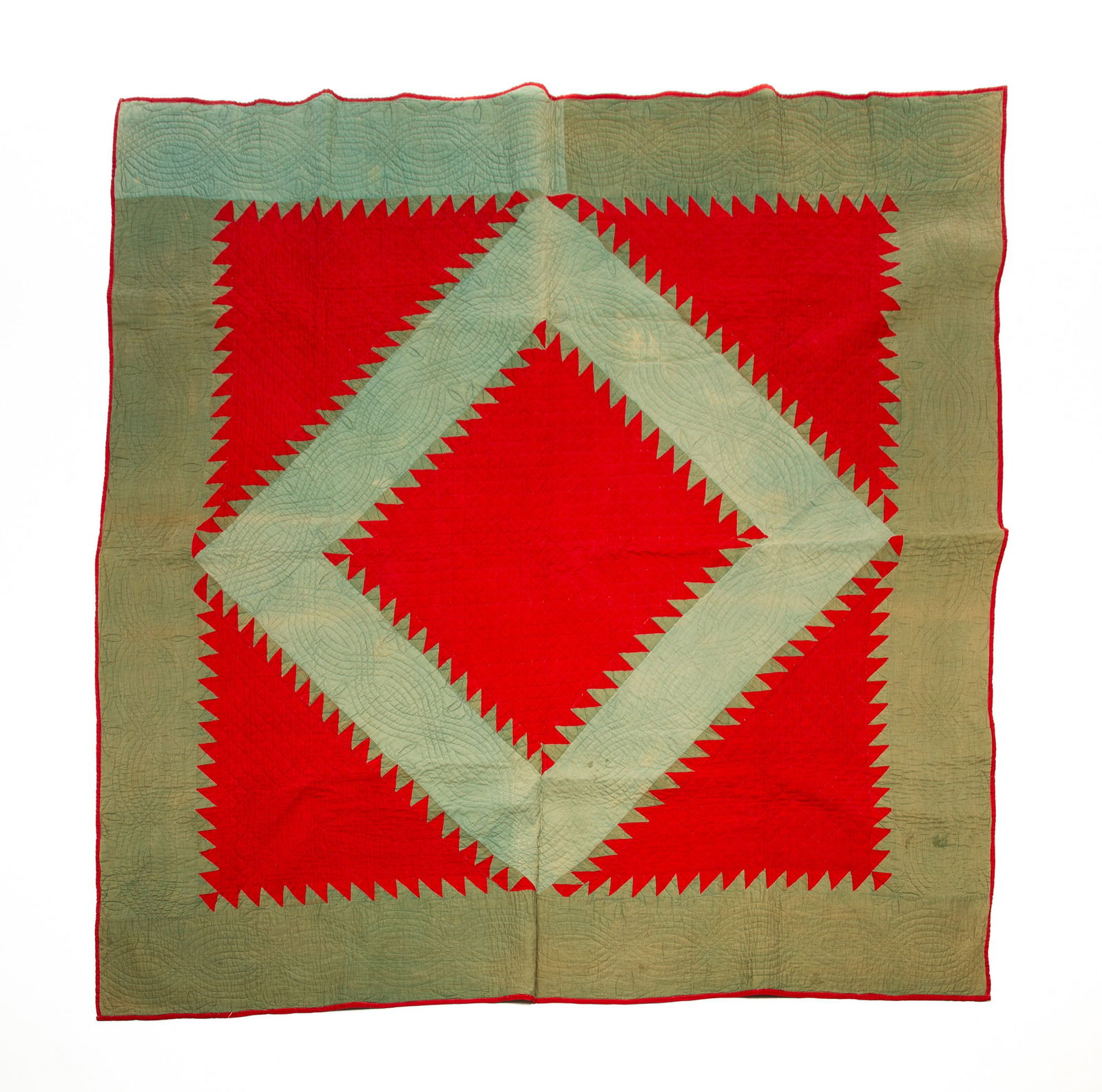 AMERICAN HAND-STITCHED COTTON QUILT. (1 of 4)