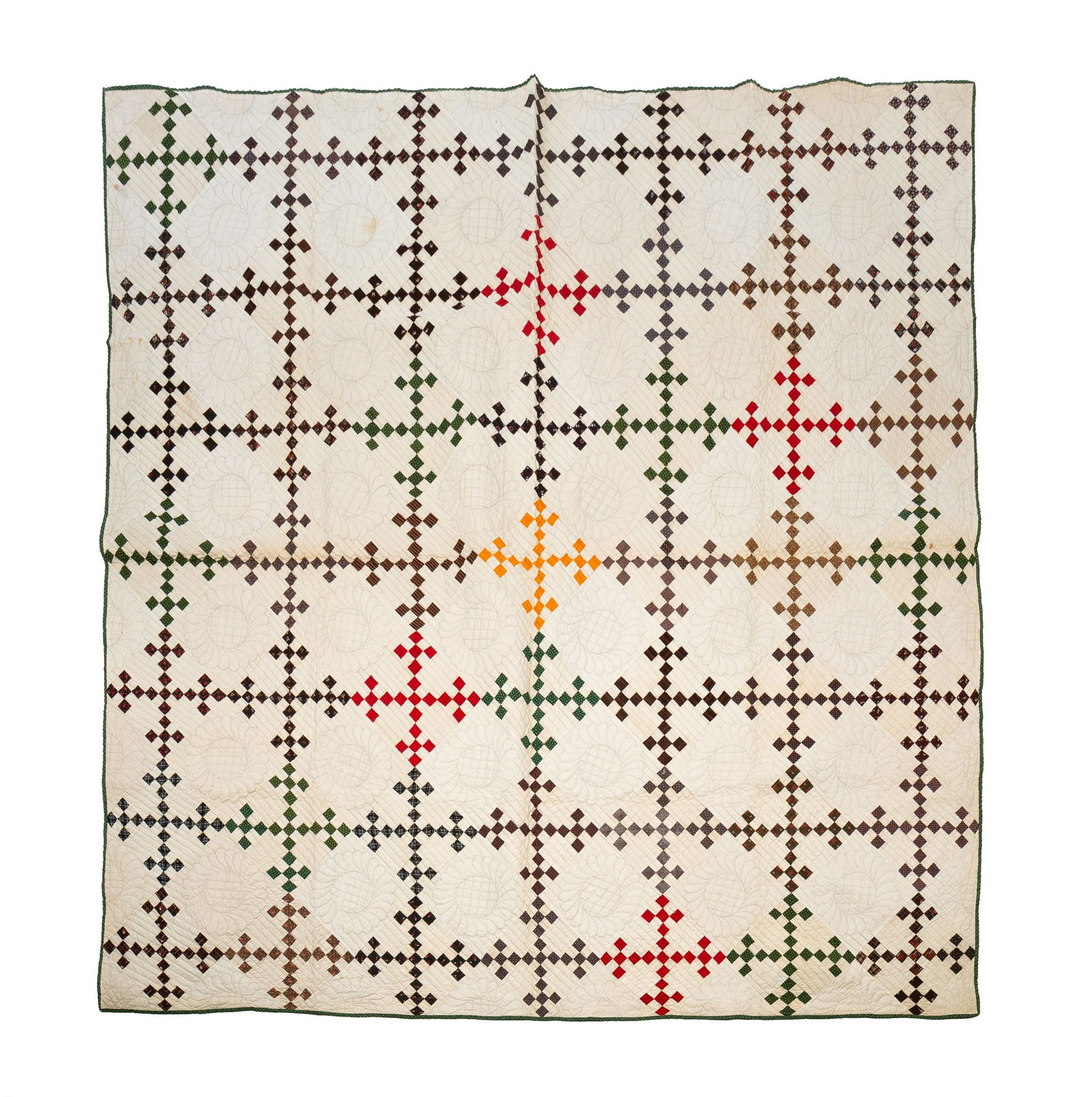 AMERICAN COTTON PIECEWORK QUILT. (1 of 4)