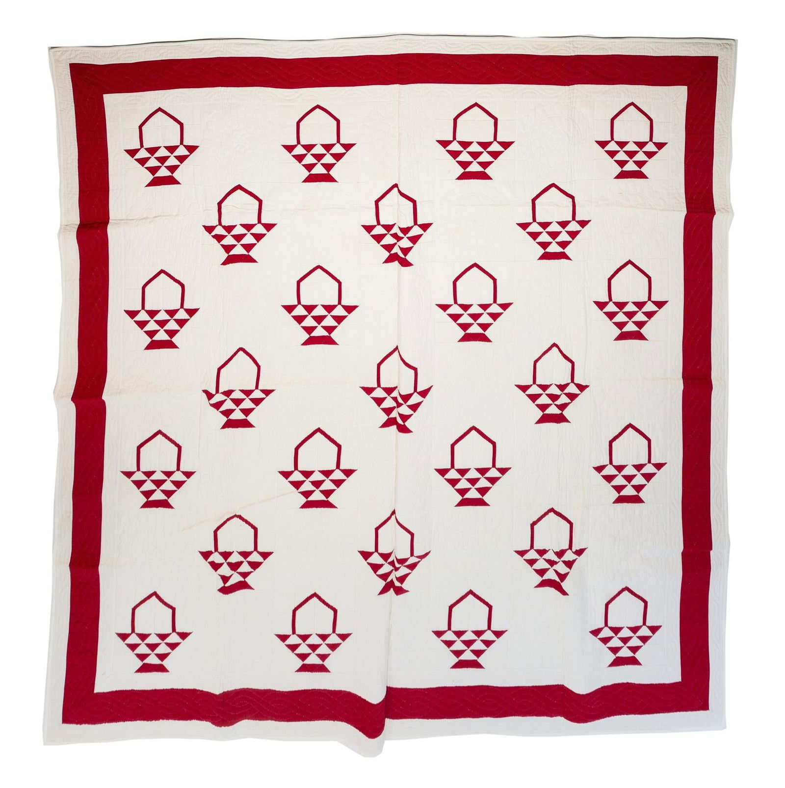 AMERICAN COTTON PIECEWORK FLOWER BASKET QUILT. (1 of 4)