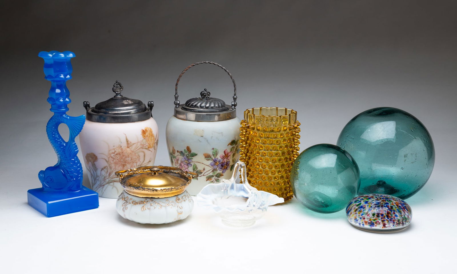 NINE PIECES OF AMERICAN GLASS. (1 of 6)