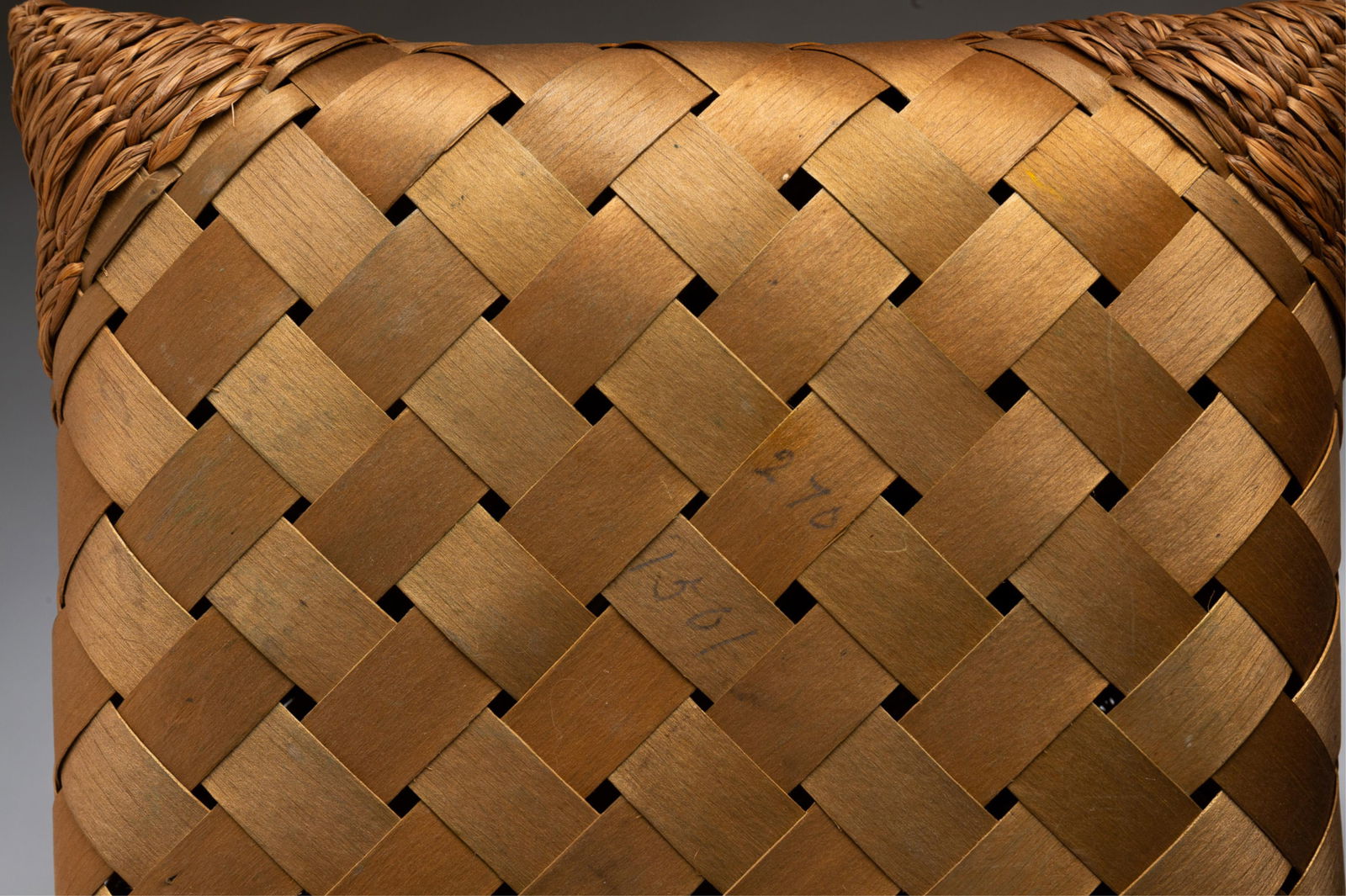 EIGHT NATIVE AMERICAN SEWING BASKETS. - 6