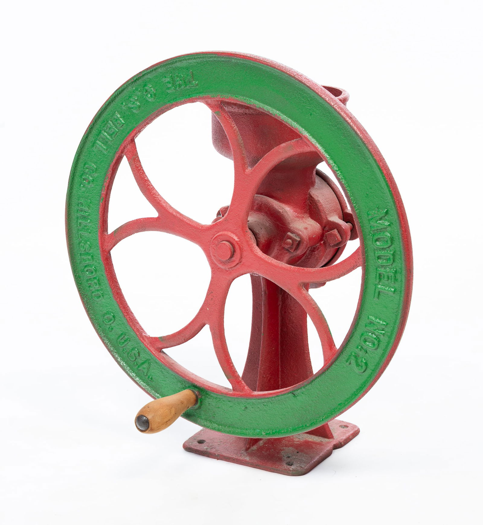 C.S. BELL CO. (HILLSBORO, OHIO) PAINTED CAST IRON TABLETOP CORN SHELLER. (1 of 4)