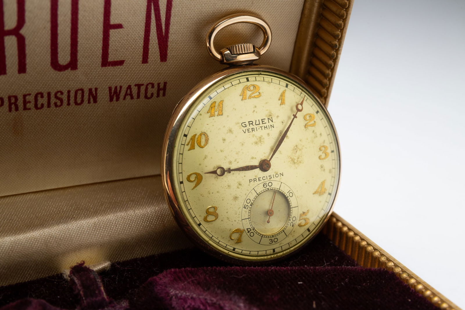 GRUEN (CINCINNATI, OHIO) "VERITHIN" POCKET WATCH AND CASE. (1 of 6)