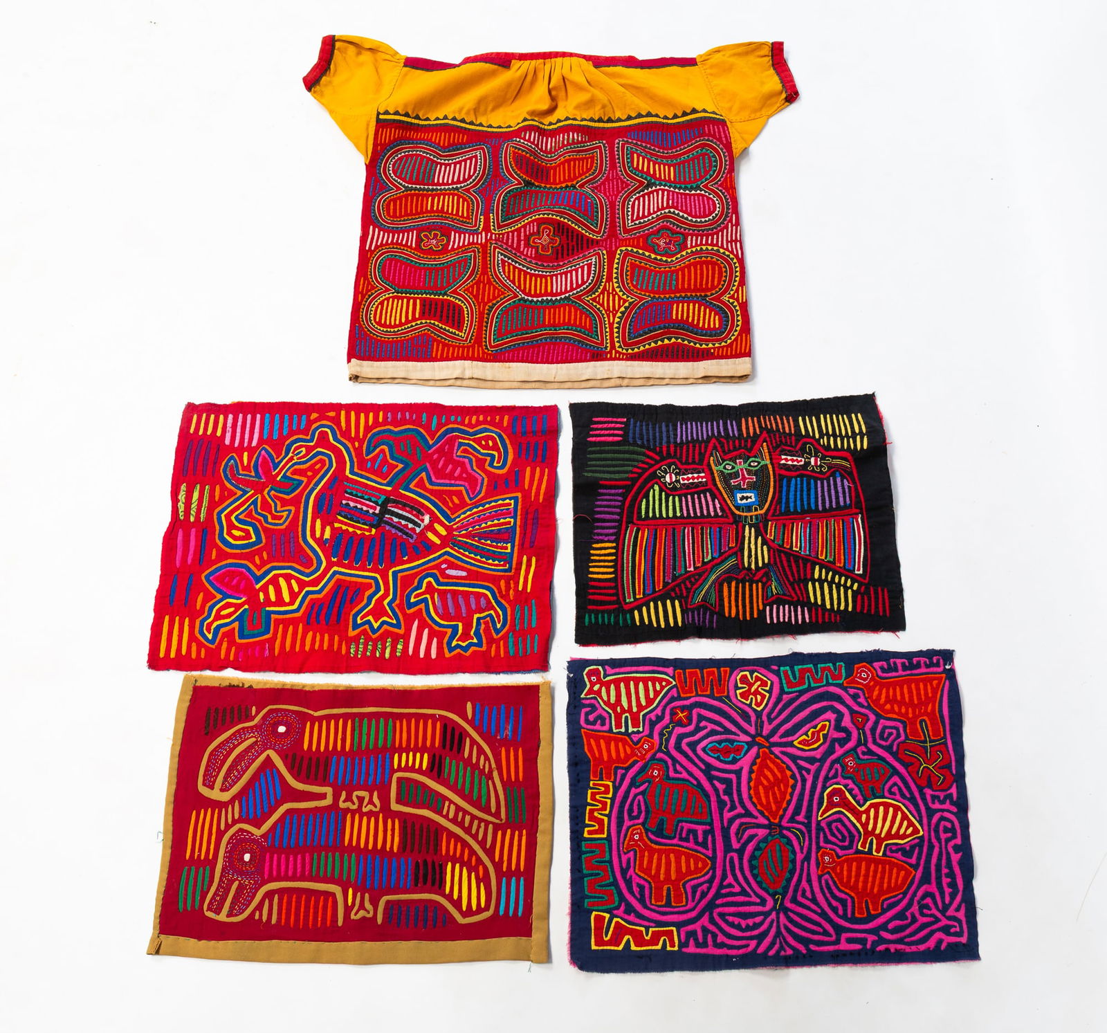 COLLECTION OF FIVE MOLA TEXTILE PANELS. (1 of 7)