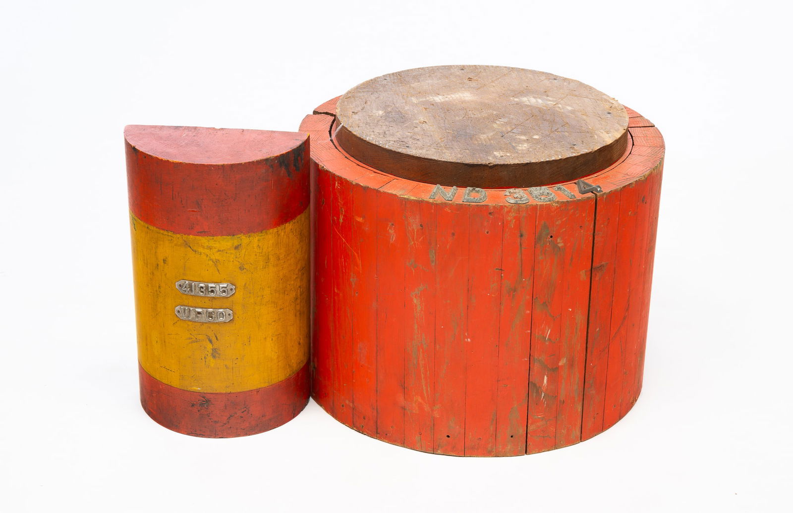 TWO AMERICAN INDUSTRIAL PAINTED WOOD FOUNDRY MOLDS. (1 of 5)