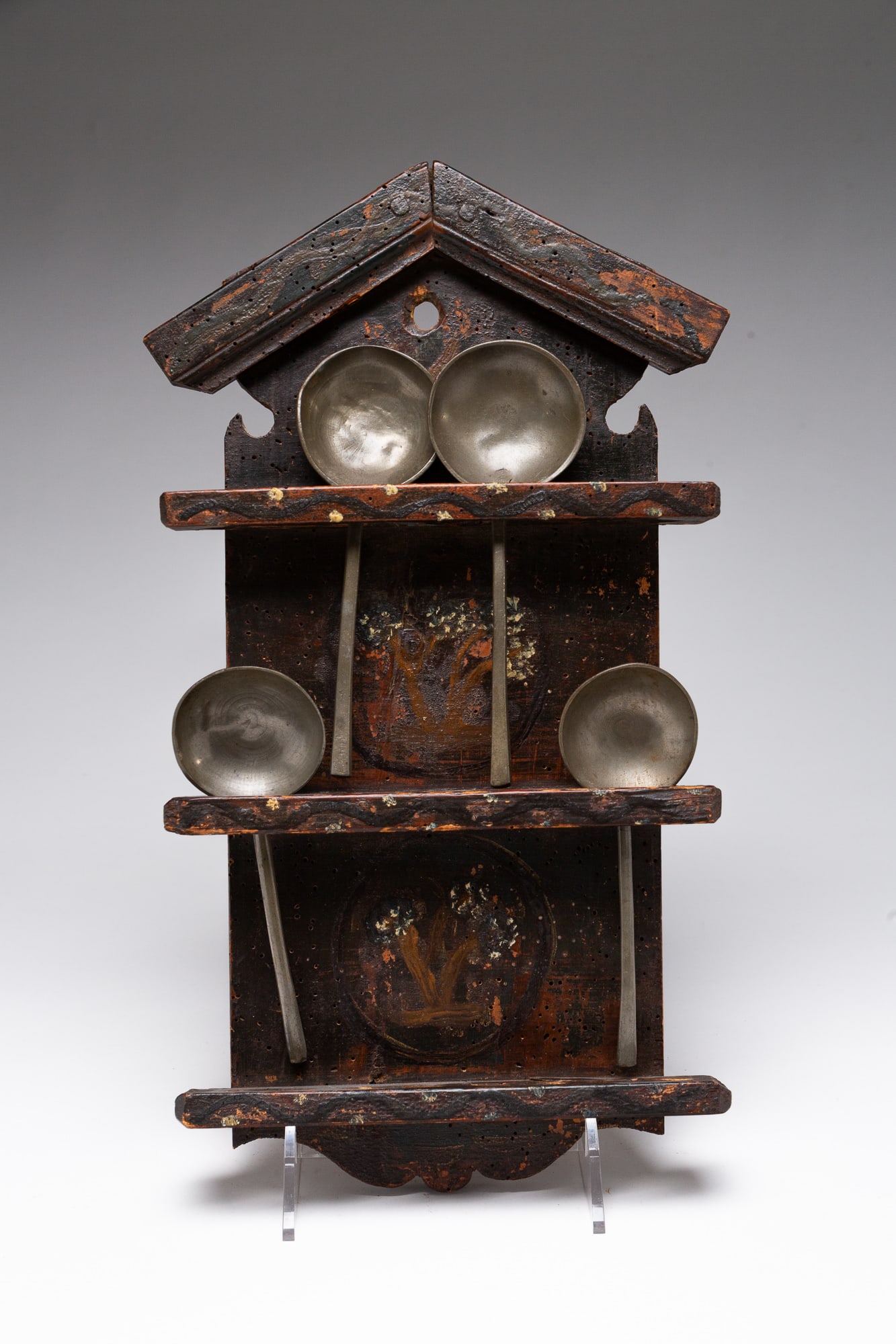 FOLK ART POLYCHROME-DECORATED HANGING SPOON RACK AND PEWTER SPOONS. (1 of 4)