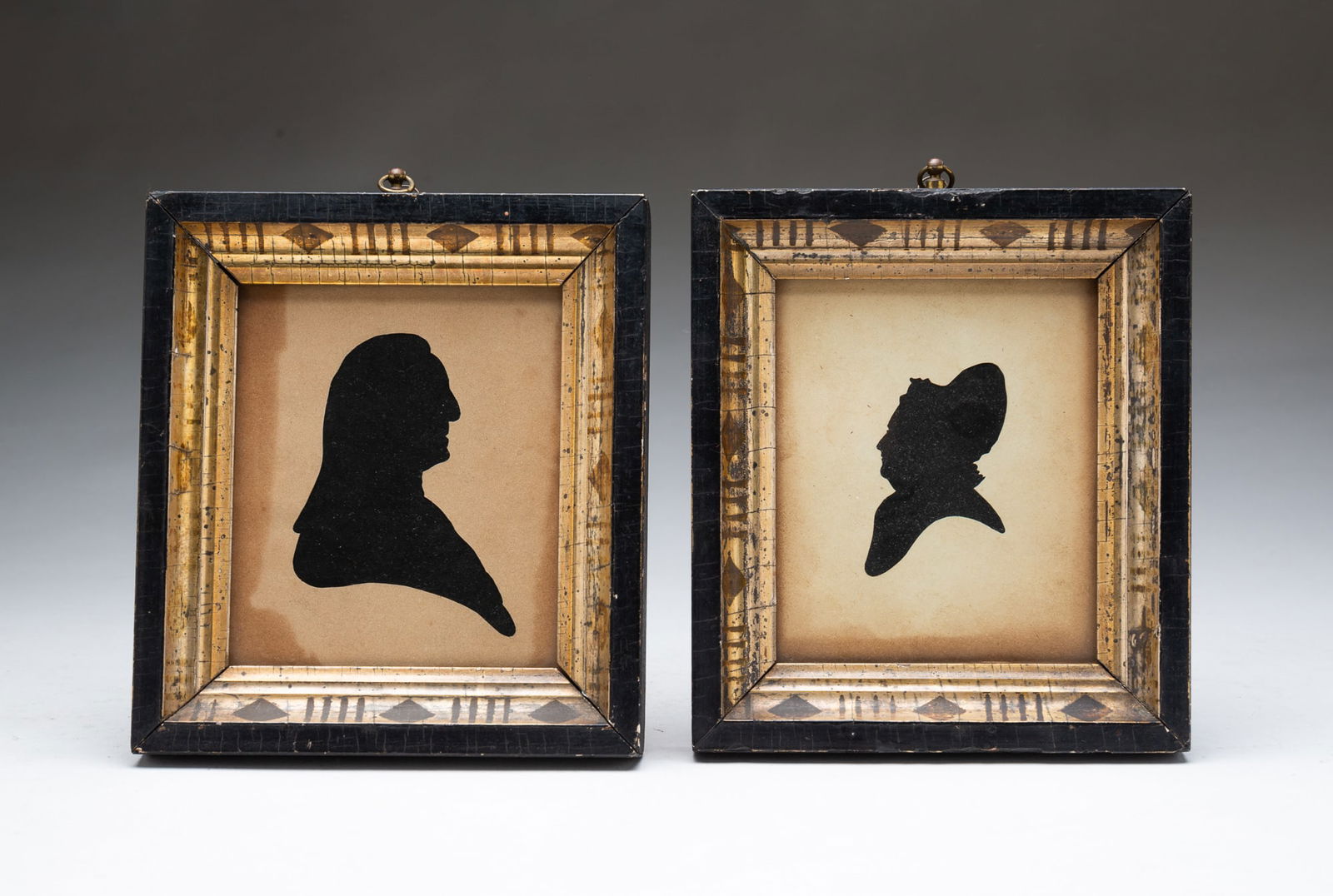 PAIR OF AMERICAN CUT PAPER MINIATURE SILHOUETTE PORTRAITS OF GEORGE AND MARTHA WASHINGTON. Each (1 of 5)