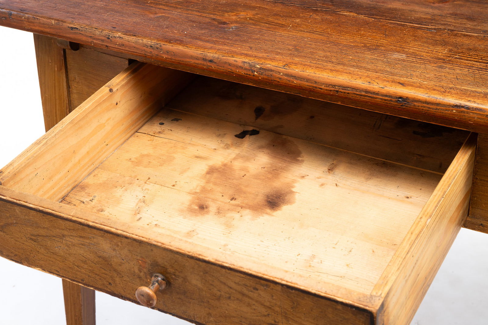 AMERICAN HEPPLEWHITE PINE TWO-DRAWER WORK TABLE. - 5