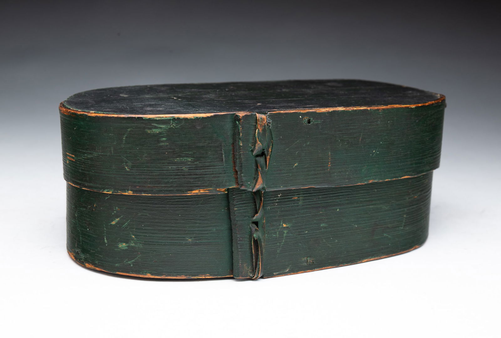EUROPEAN GREEN-PAINTED BENTWOOD BOX. 3"h. 8.25"w. 4.25"d. (1 of 4)