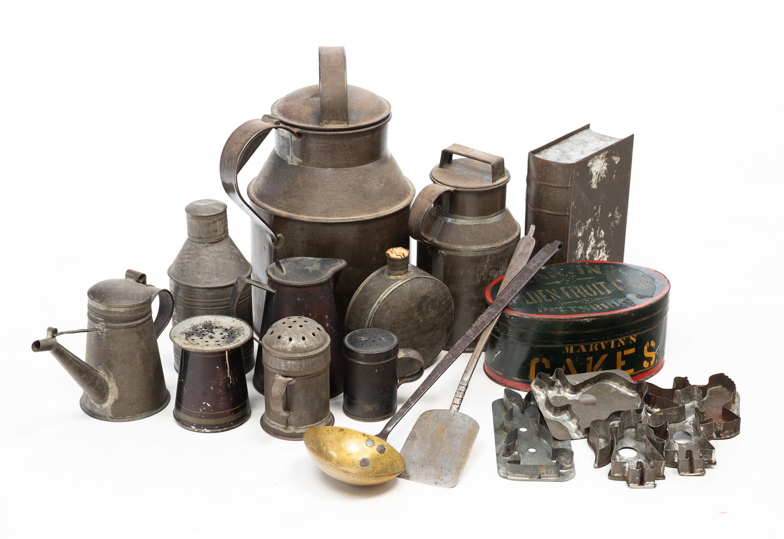 GROUP OF AMERICAN TIN KITCHENWARE. Largest. 3.25''h. 7.5w. 5°d. (1 of 5)