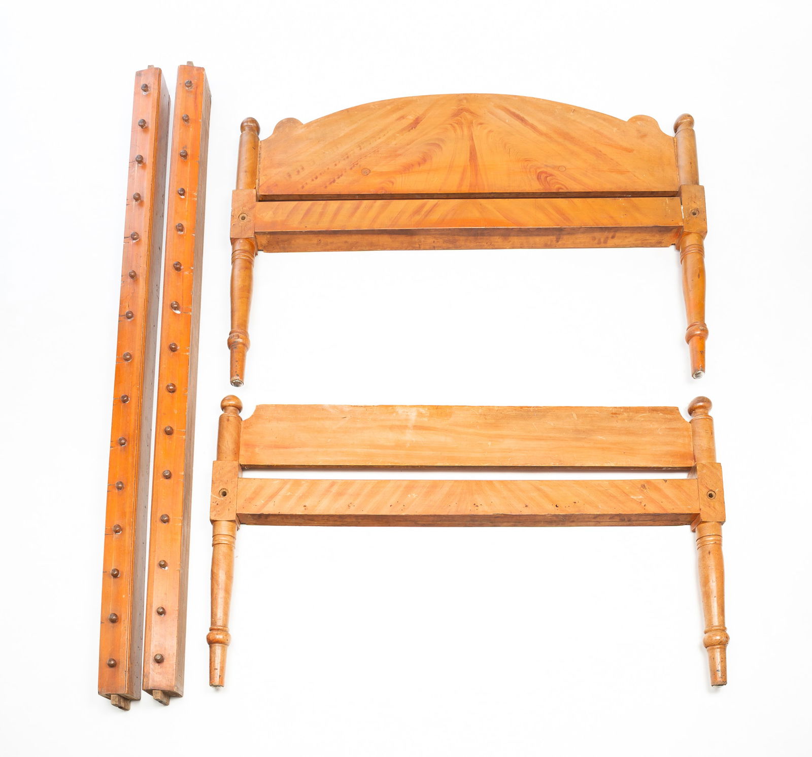 AMERICAN GRAIN-PAINTED POPLAR ROPE BED. 37"h. 51.25"w. 75.75"d. (1 of 4)