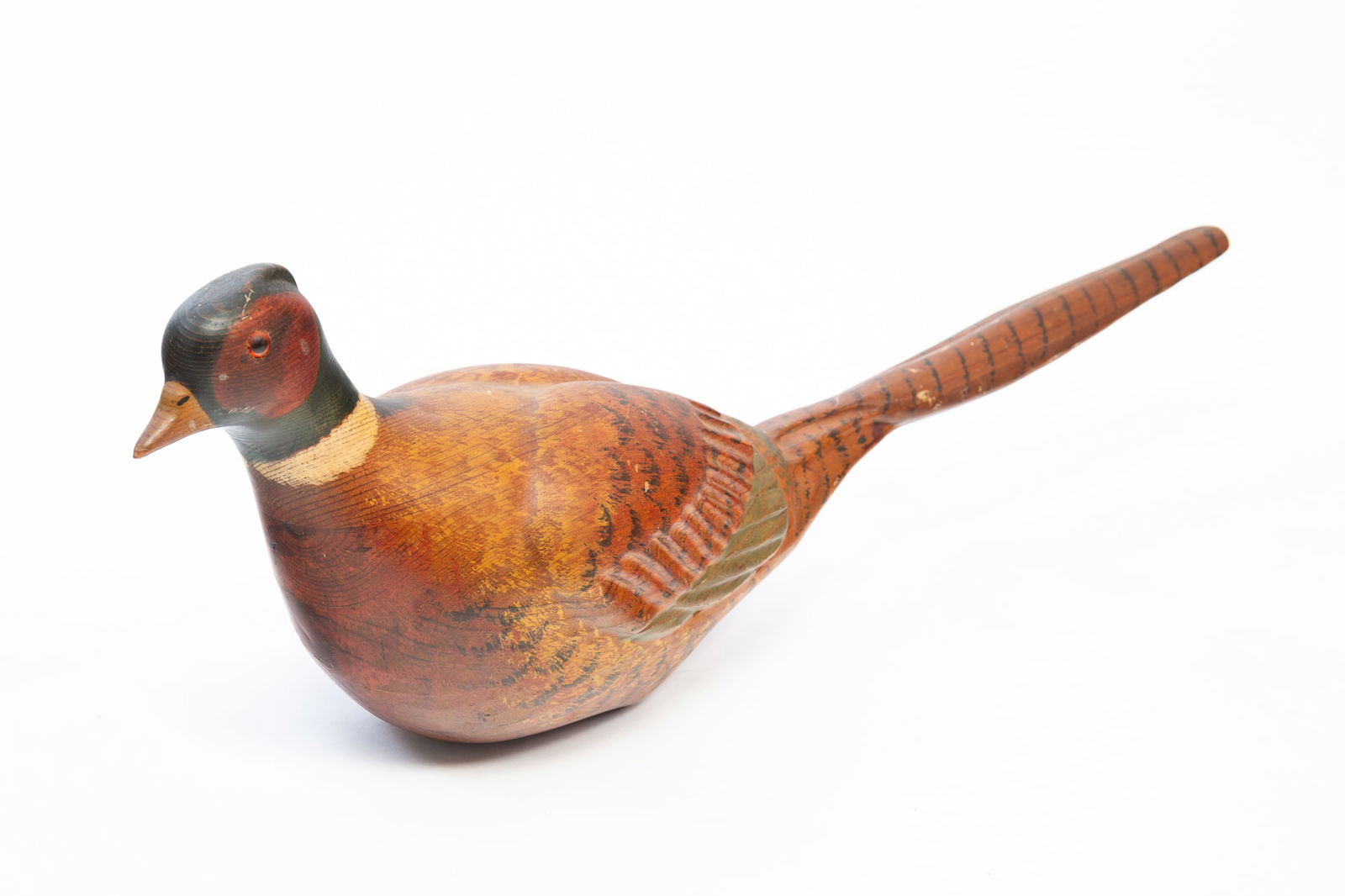 AMERICAN PAINTED AND CARVED PINE PHEASANT. 9.25"h. 25.5"d. (1 of 6)