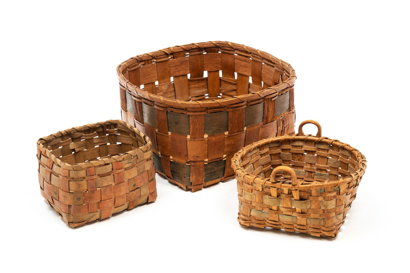 THREE NORTHEAST NATIVE AMERICAN BASKETS. Largest, 7.5"h. 13"square. - 2