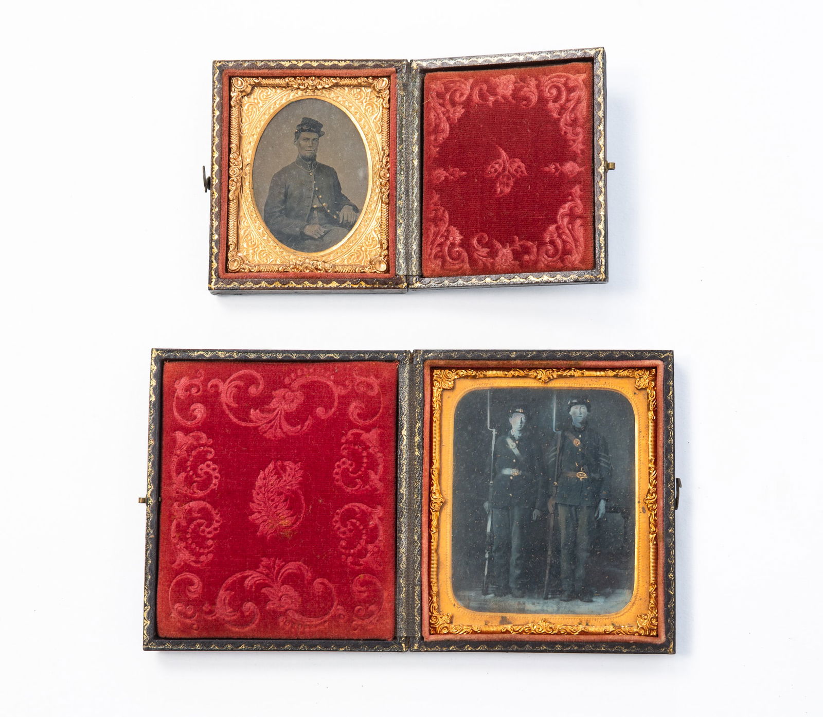 TWO AMERICAN CASED CIVIL WAR TINTYPES. 3.5"h. (1 of 5)