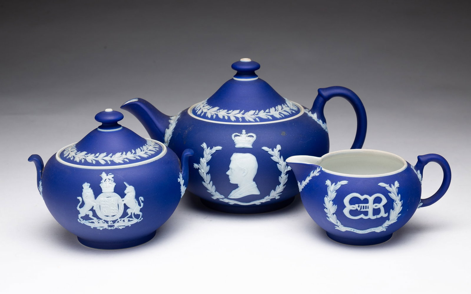 WEDGWOOD JASPERWARE EDWARD VIII CORONATION TEA SET. (1 of 5)