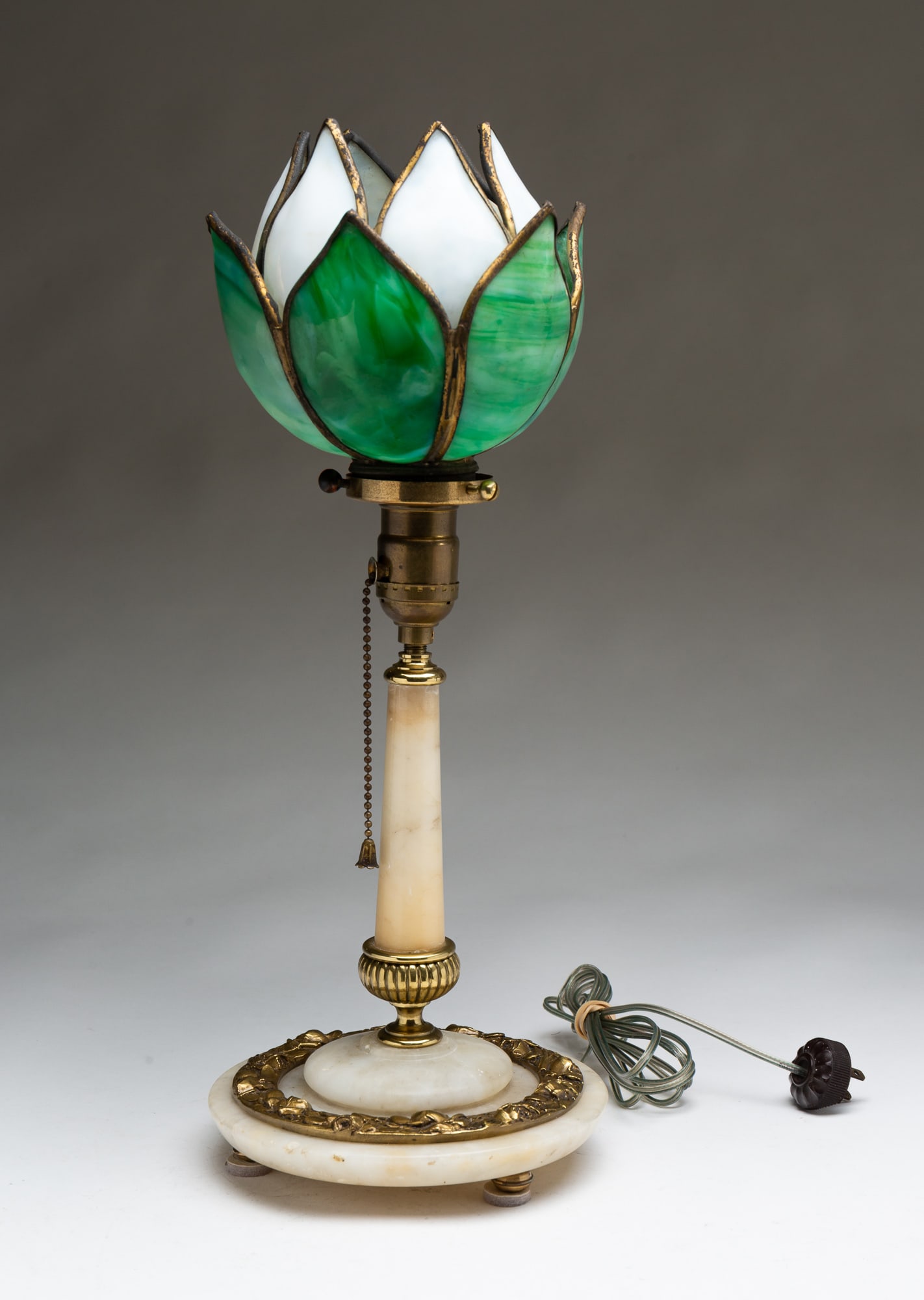 AMERICAN BRASS AND MARBLE TABLE LAMP WITH LEADED SLAG GLASS TULIP SHADE. (1 of 5)