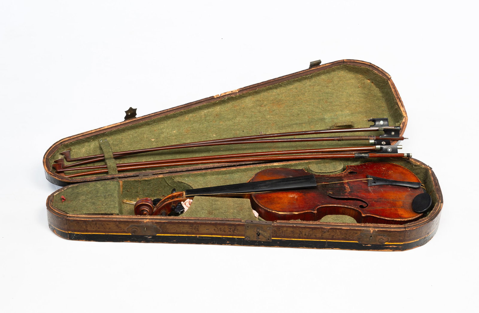 EUROPEAN VIOLIN WITH POLYCHROME-DECORATED WOOD CASE. (1 of 5)