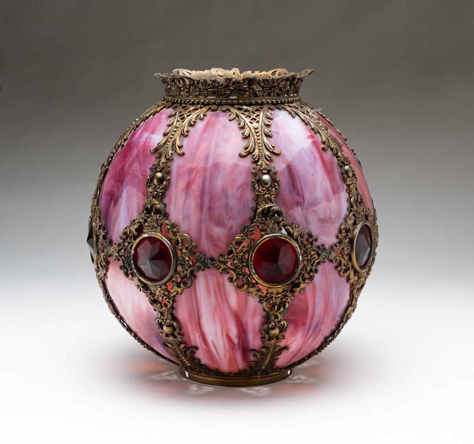 VICTORIAN SLAG GLASS BANQUET LAMP SHADE. (1 of 5)