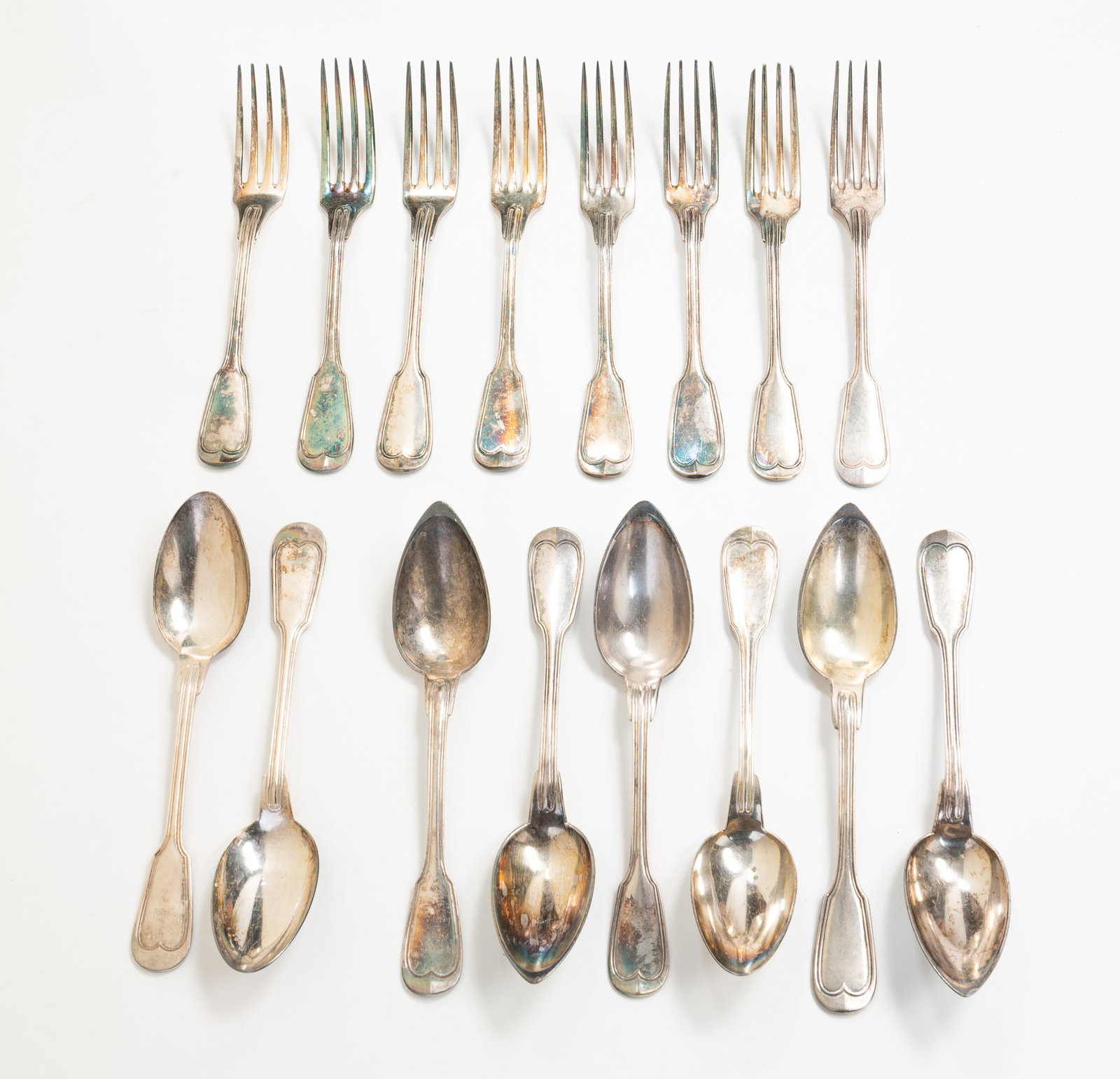 GROUP OF EUROPEAN HEAVY SILVER PLATE FLATWARE. (1 of 4)