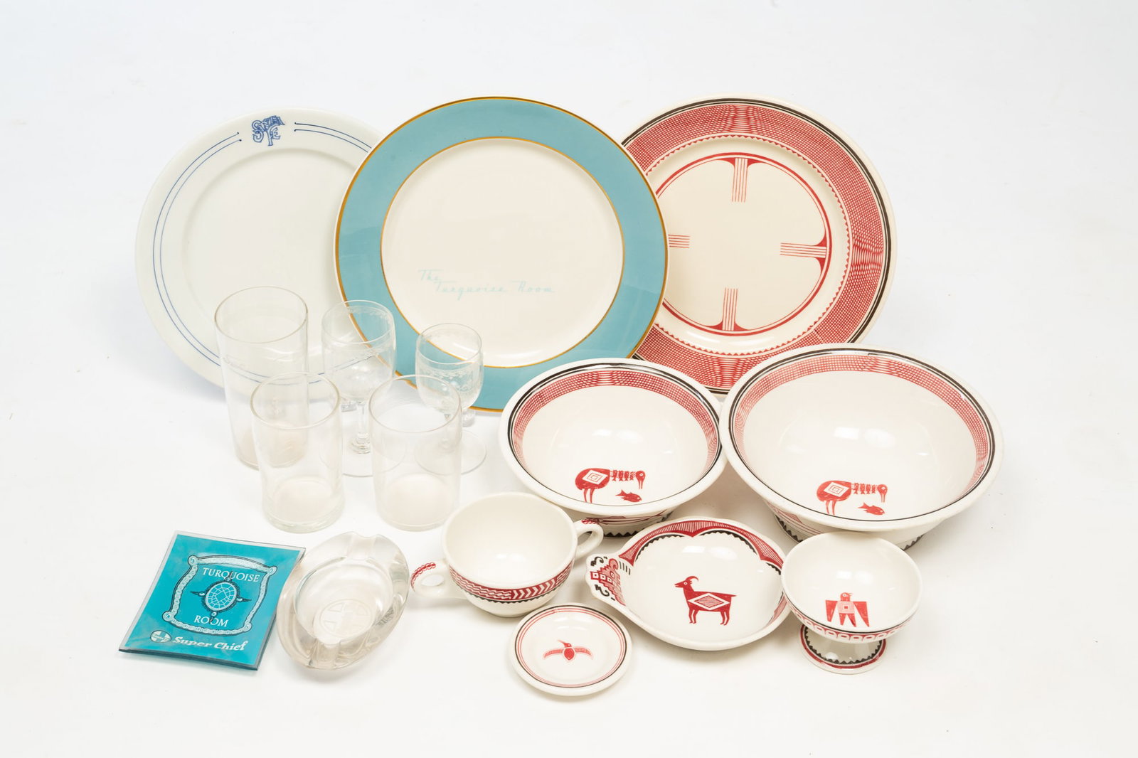 COLLECTION OF SANTA FE RAILROAD DINING CAR ITEMS. (1 of 6)