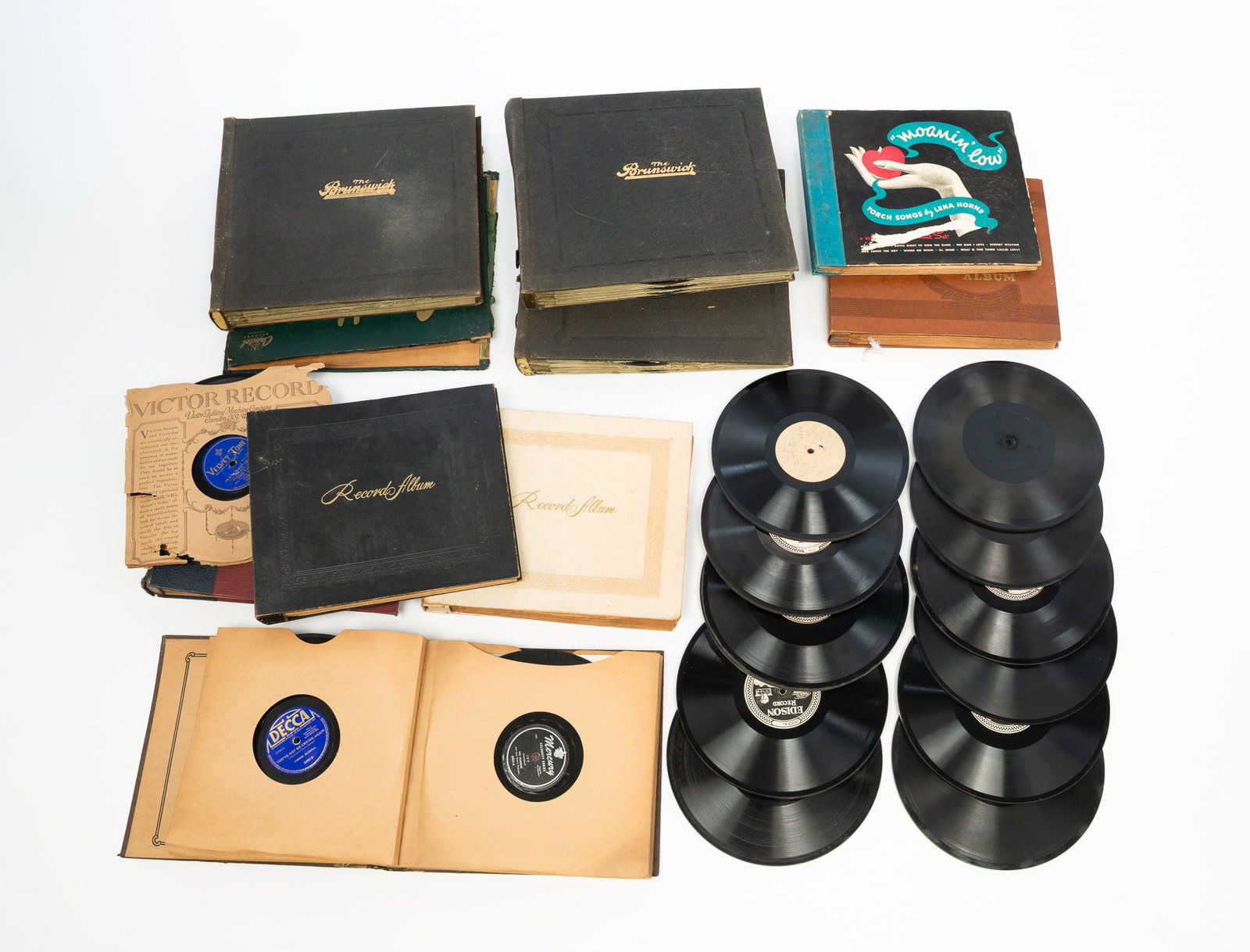 COLLECTION OF 78 RPM RECORDS. (1 of 7)