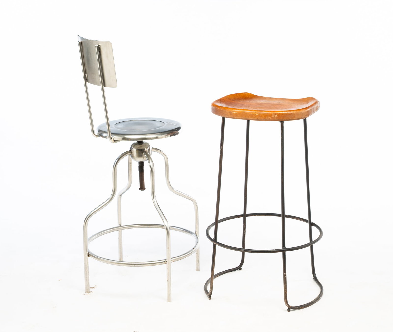 TWO INDUSTRIAL STOOLS, INCL. DRAFTING EXAMPLE. - 2