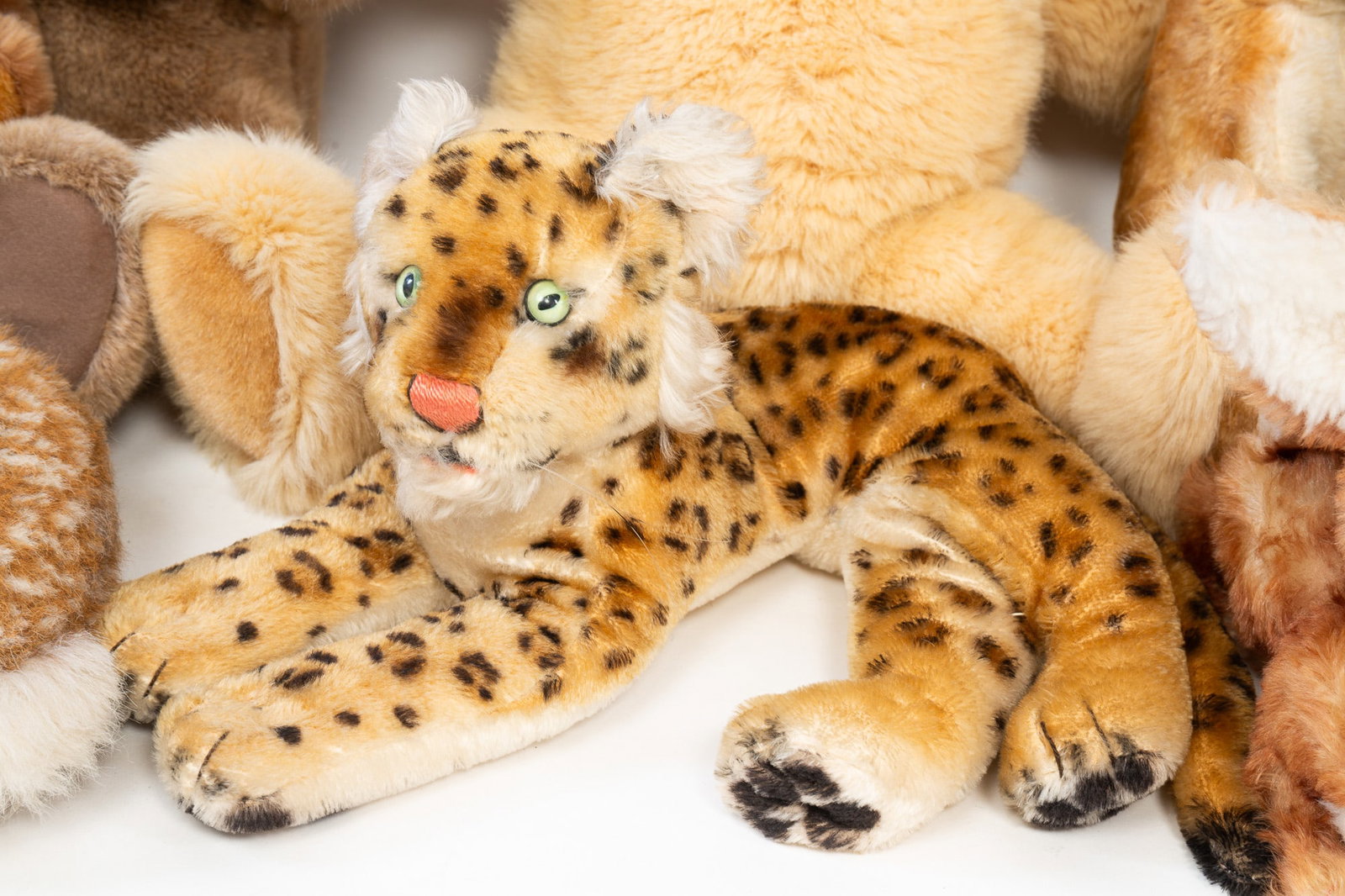 ASSORTED STEIFF STUFFED ANIMALS. - 2