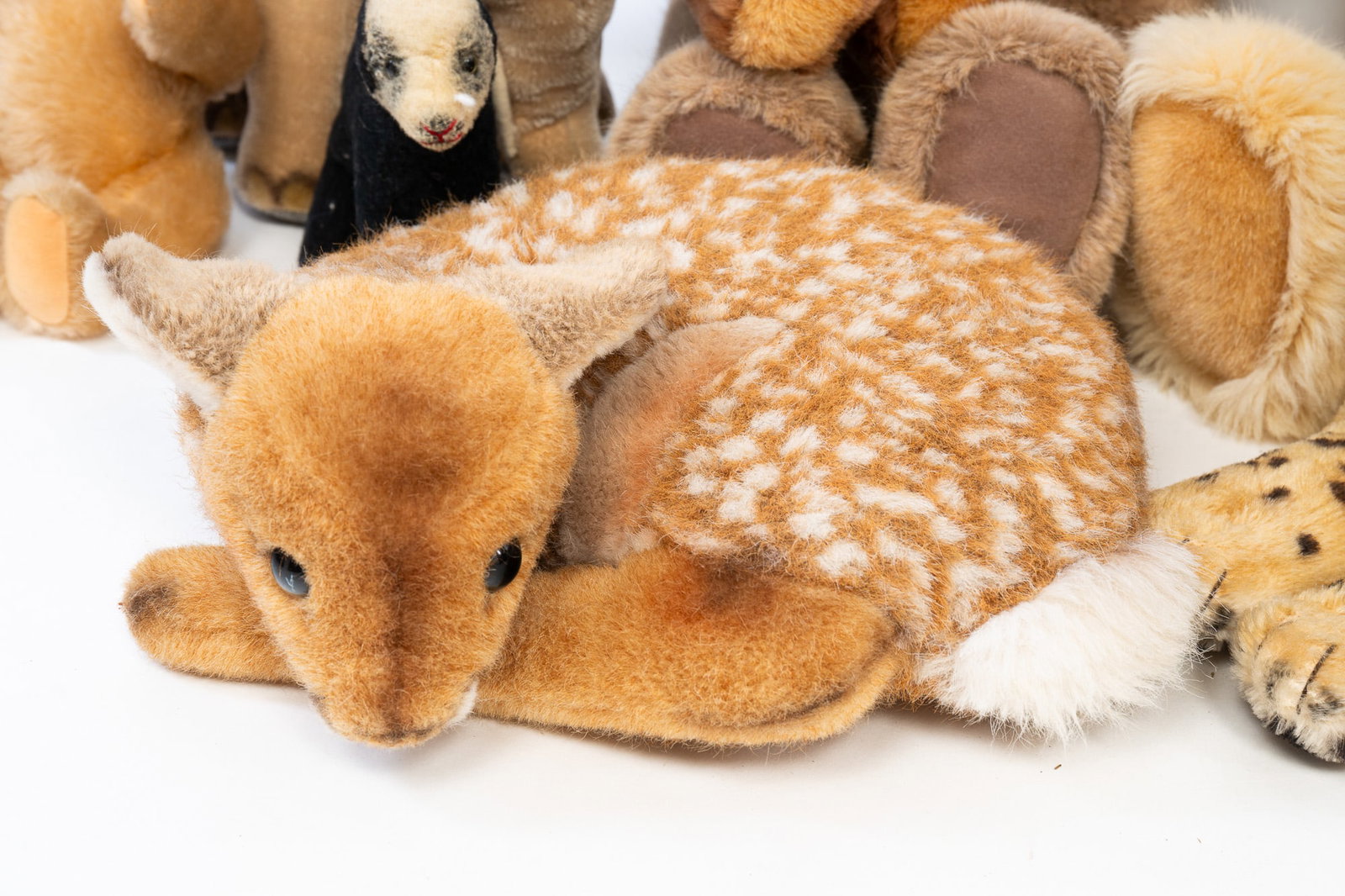 ASSORTED STEIFF STUFFED ANIMALS. - 4