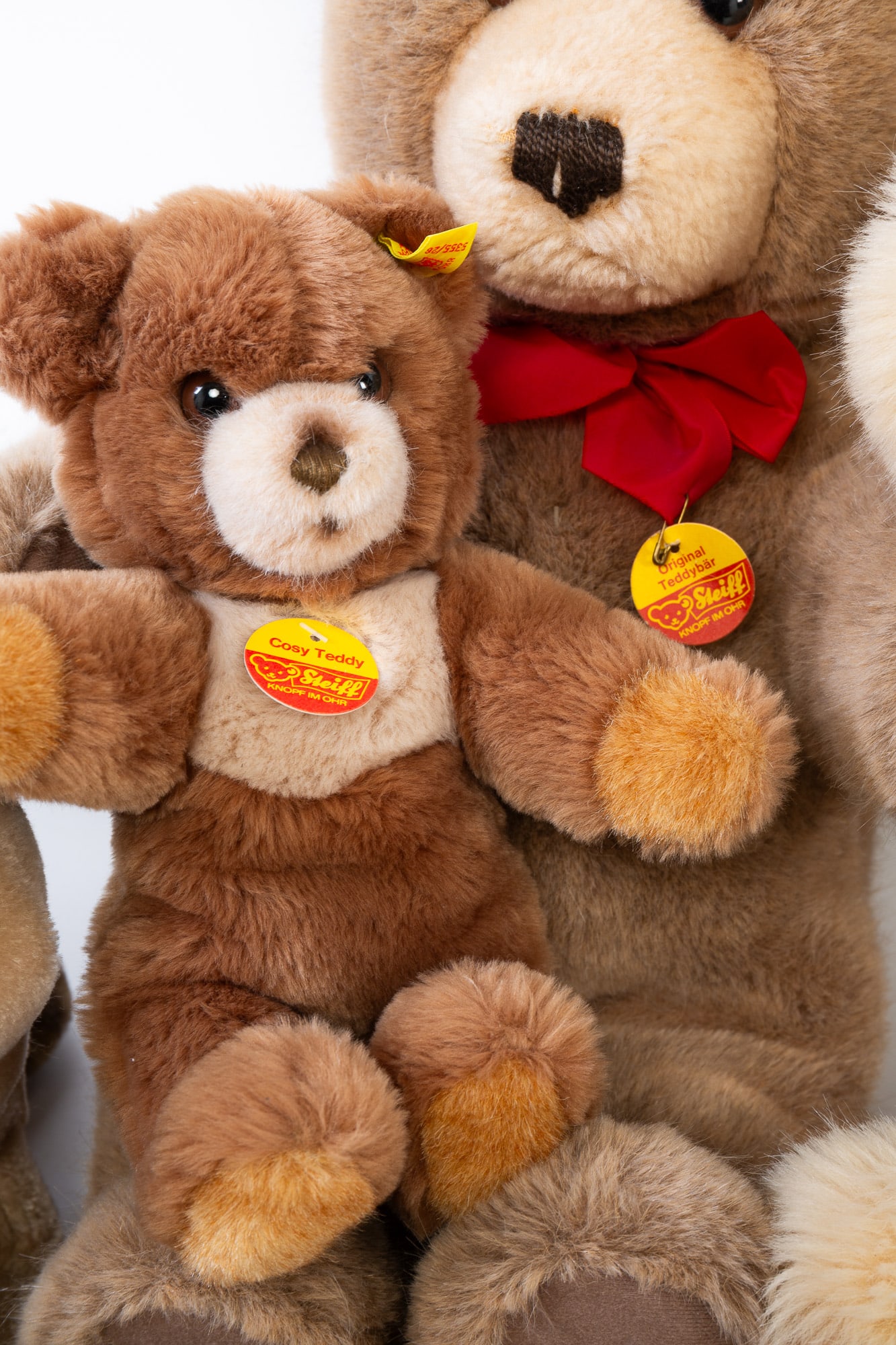 ASSORTED STEIFF STUFFED ANIMALS. - 5