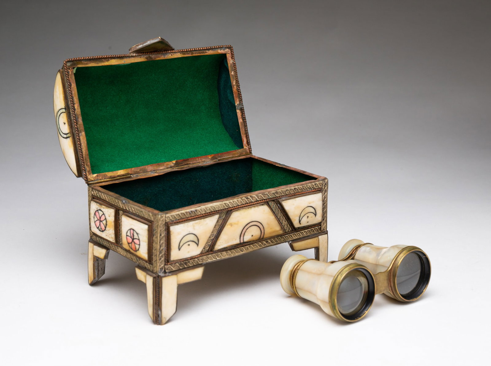 ASIAN BONE AND BRASS DOME TOP BOX AND PAIR OF MOTHER-OF-PEARL OPERA GLASSES. (1 of 5)