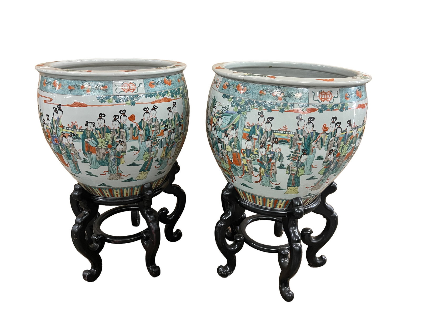 PAIR OF LARGE CHINESE PORCELAIN JARDINIERES ON STANDS. (1 of 3)