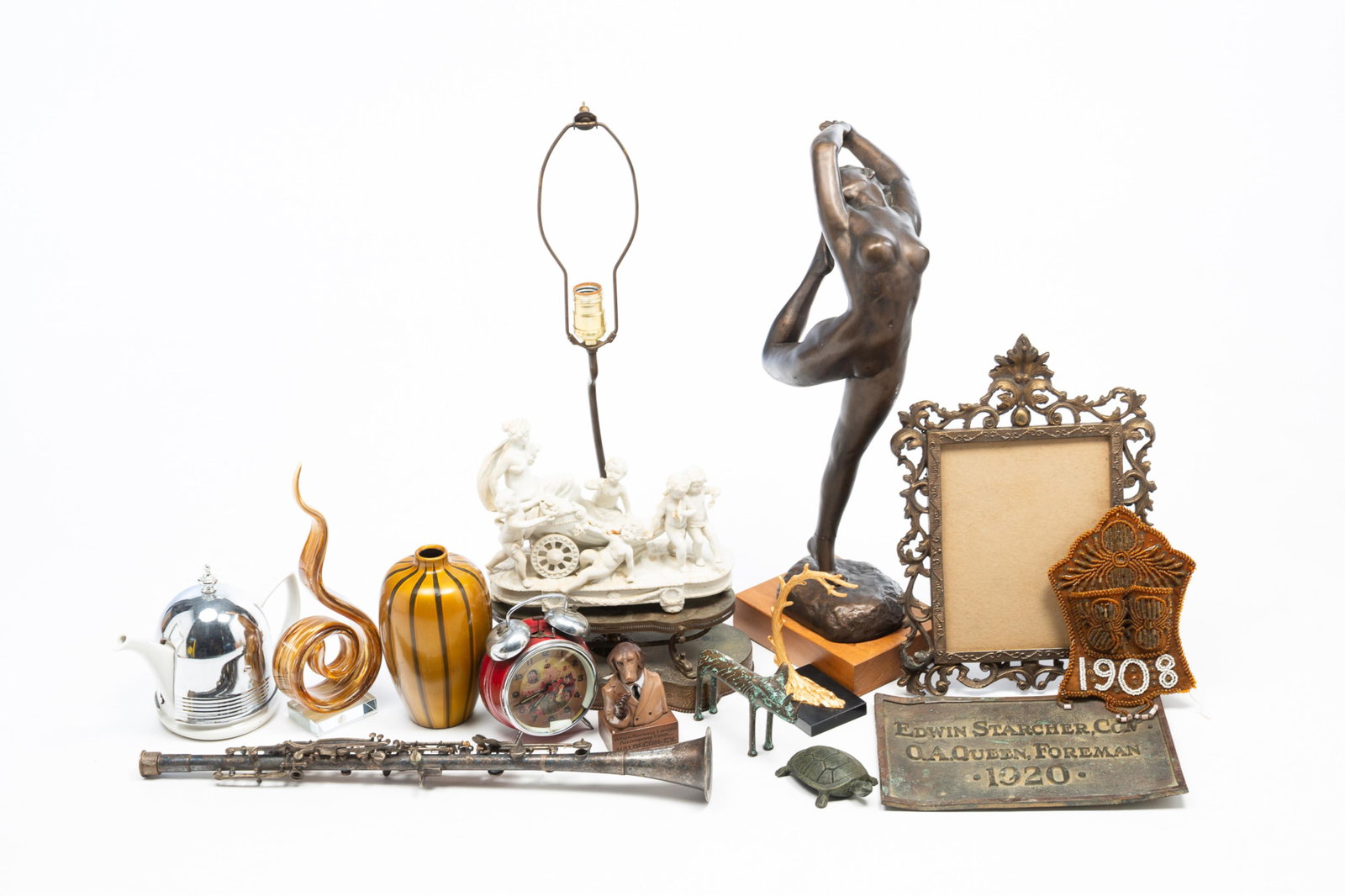 ECLECTIC GROUP OF ITEMS, INCL. MID CENTURY MODERN VASE. (1 of 8)