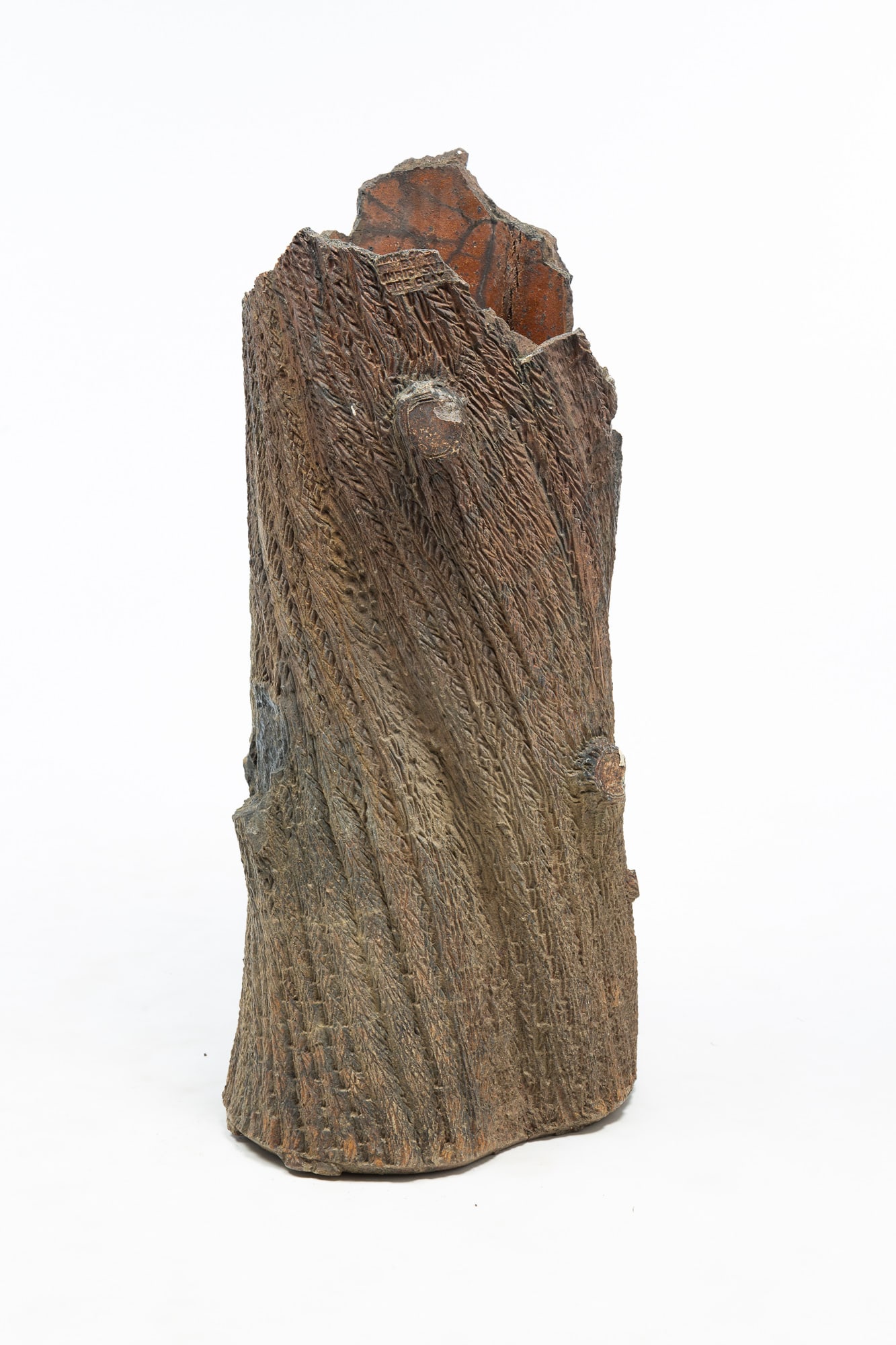 HARRISVILLE FIRE CLAY COMPANY (OHIO) SEWER TILE TREE TRUNK PLANTER. (1 of 4)