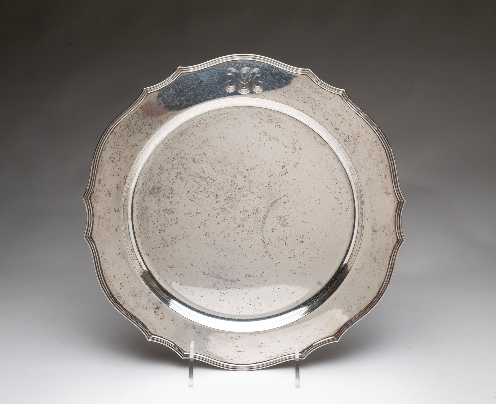 GORHAM STERLING SILVER SHAPED EDGE TRAY. (1 of 4)