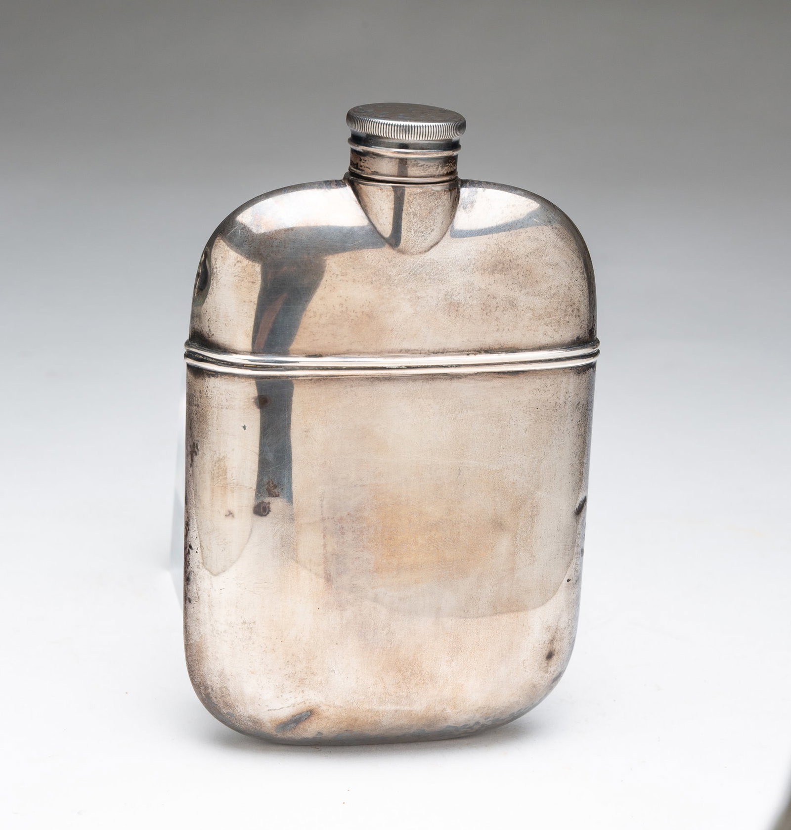 AMERICAN STERLING SILVER POCKET FLASK. (1 of 3)