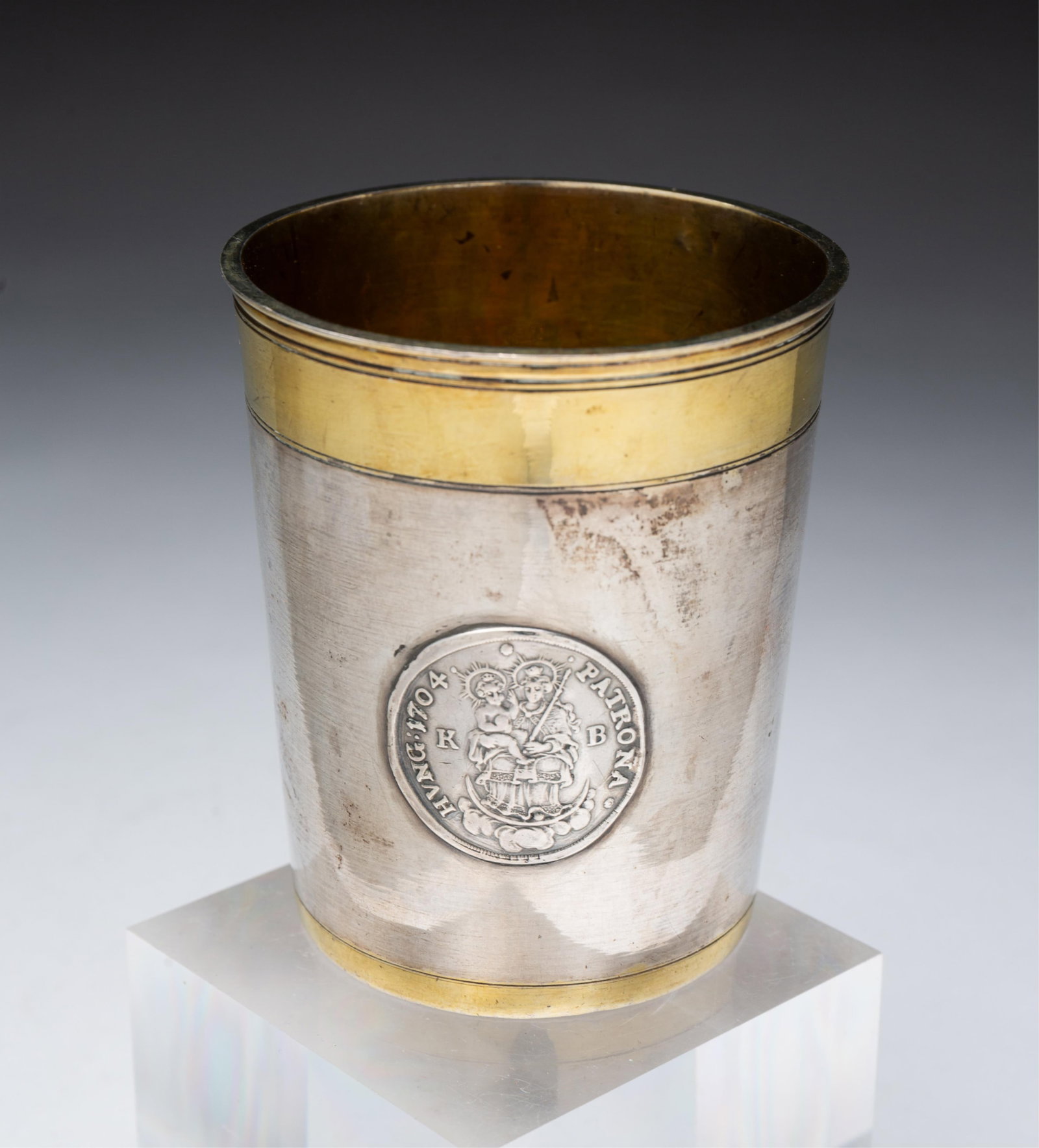 HUNGARIAN SILVER CUP WITH INLAID 18TH-CENTURY COIN. (1 of 5)