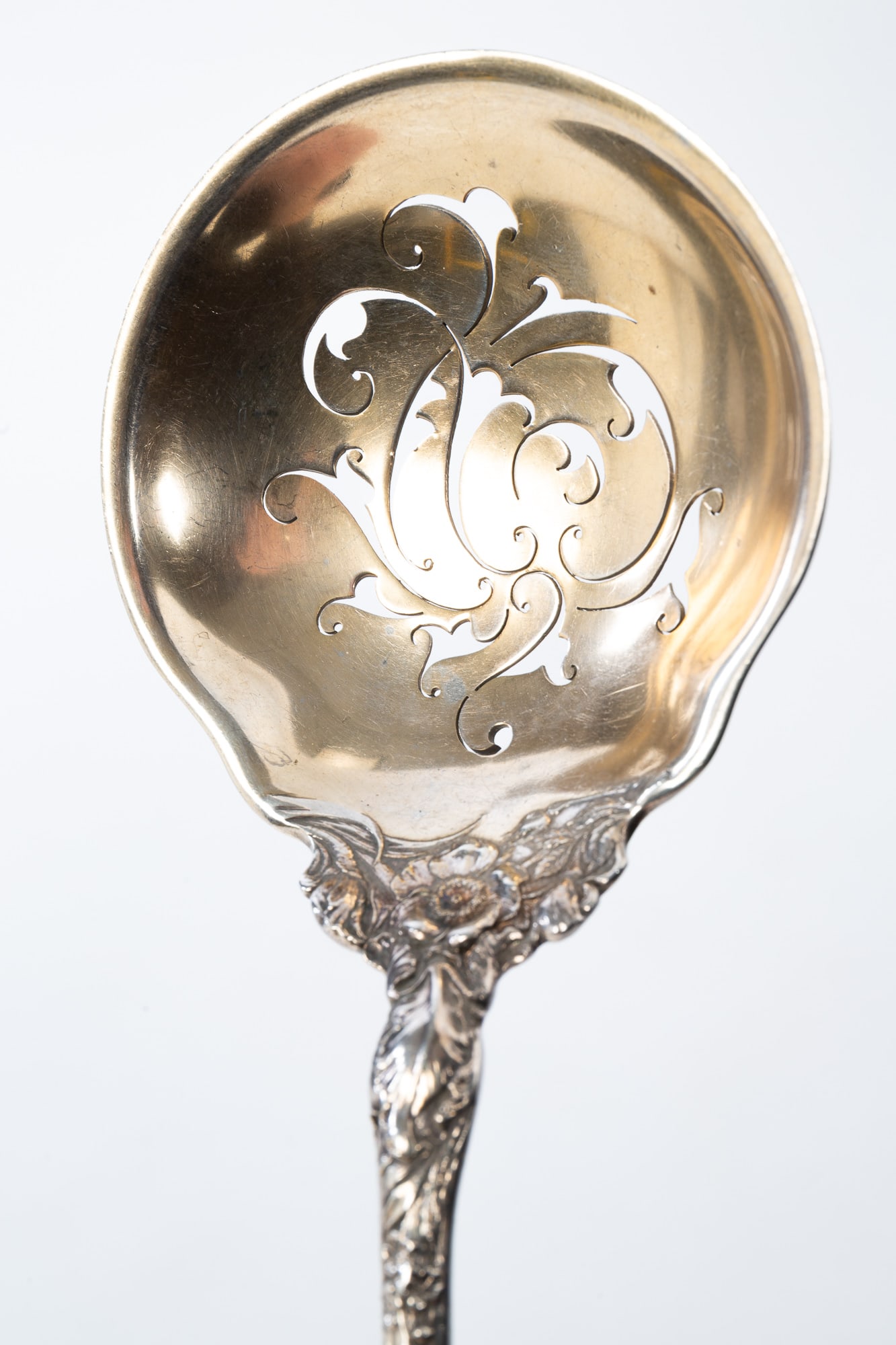 TWO AMERICAN STERLING SILVER SERVING ITEMS. - 3