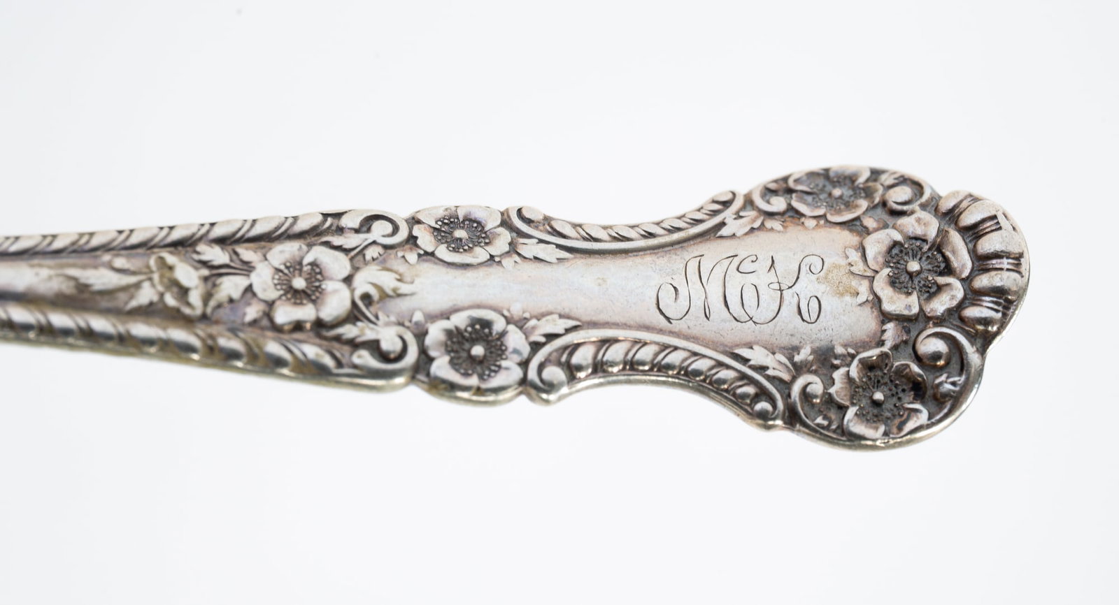 TWENTY-TWO GORHAM STERLING SILVER FLATWARE ITEMS. - 6