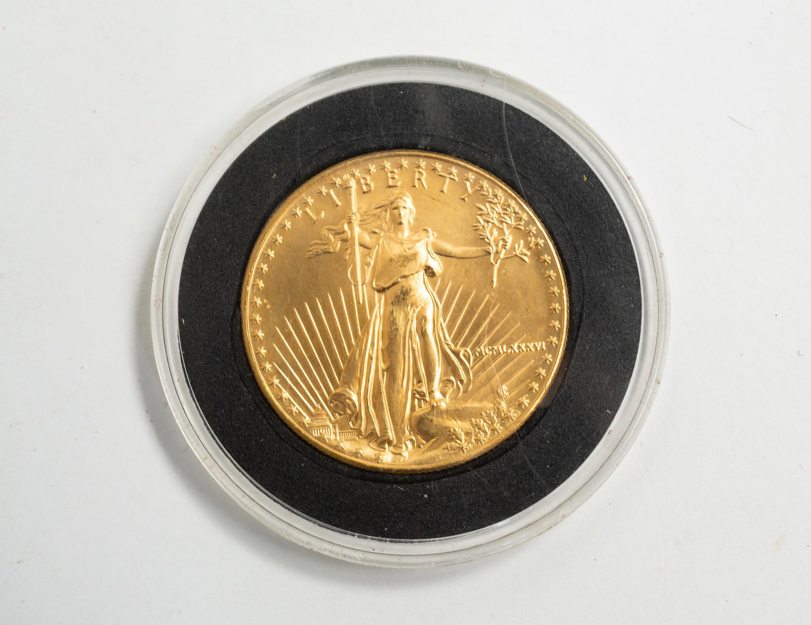 1 OZ 1986 UNITED STATES 50-DOLLAR AMERICAN GOLD EAGLE. (1 of 2)
