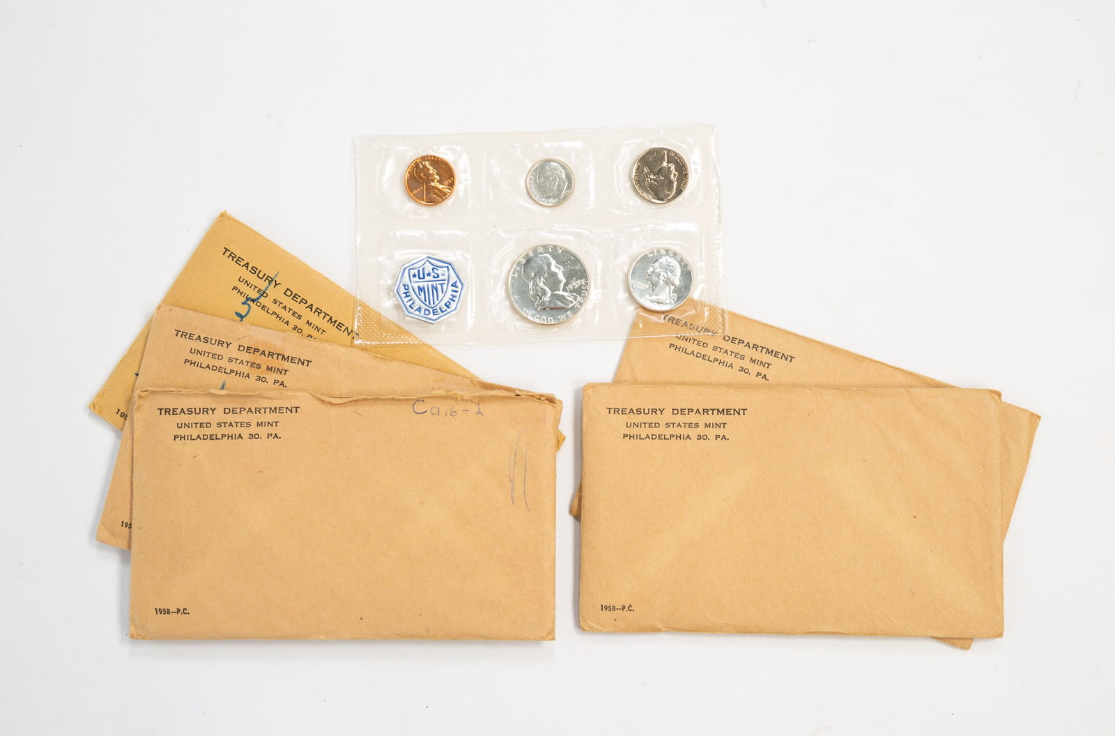GROUP OF FIVE U.S. PROOF COIN SETS 1957-1958. (1 of 4)