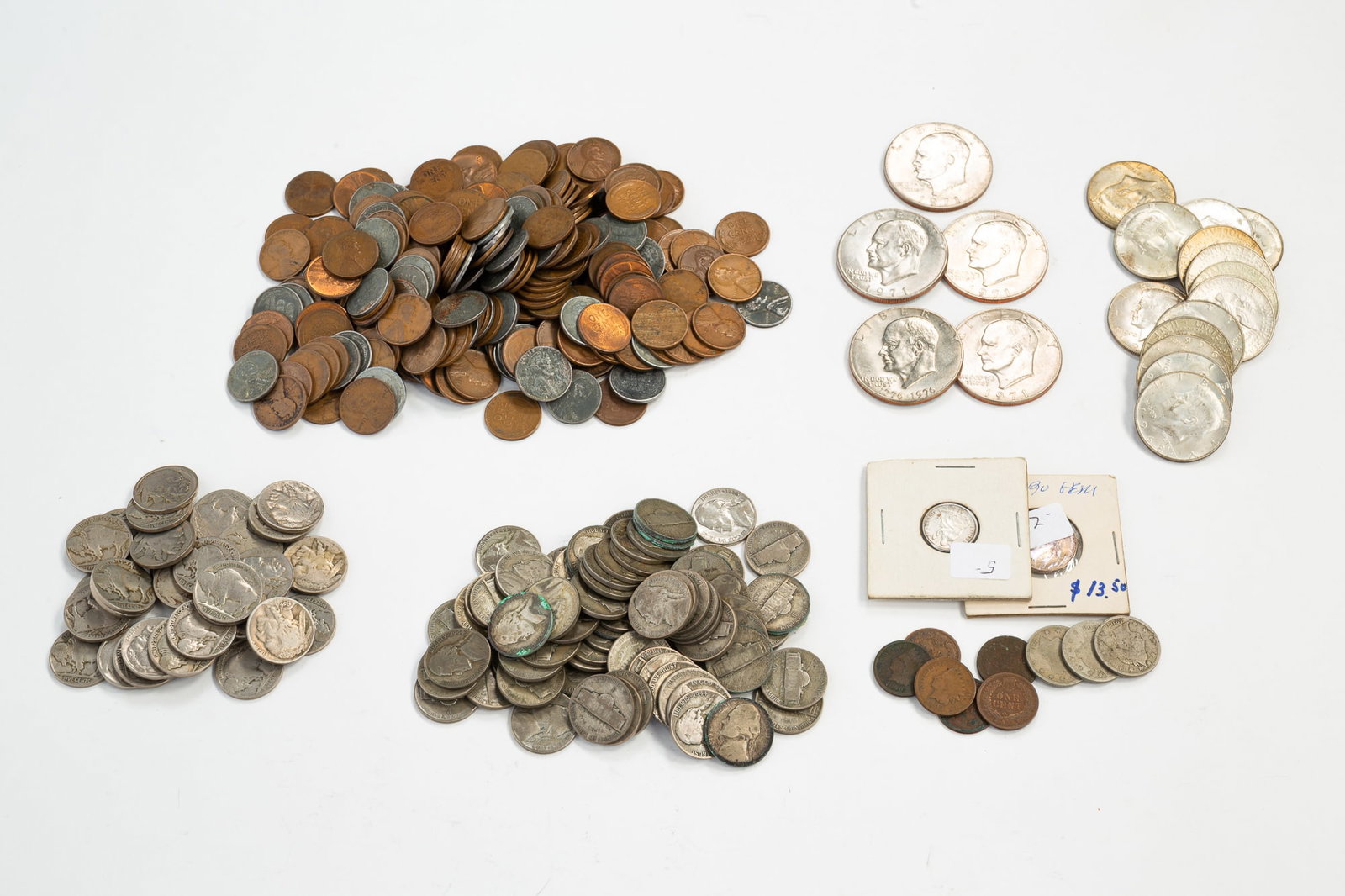 GREAT GROUP OF COLLECTABLE COINS WITH WAR AND BUFFALO NICKELS. (1 of 6)