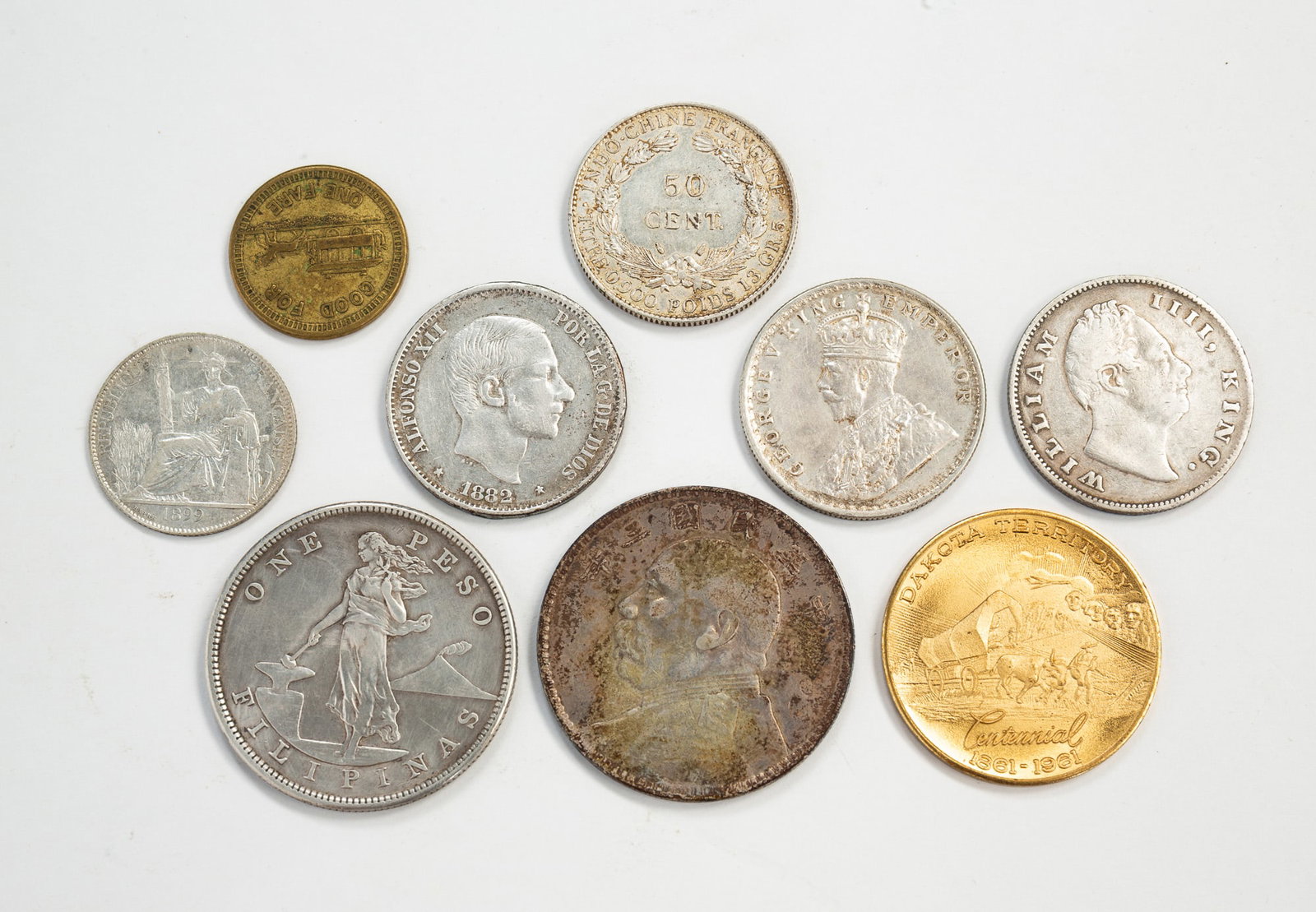 GROUP OF FOREIGN COINS FROM CHINA, INDIA, CAMBODIA, FIJI AND MORE. (1 of 5)