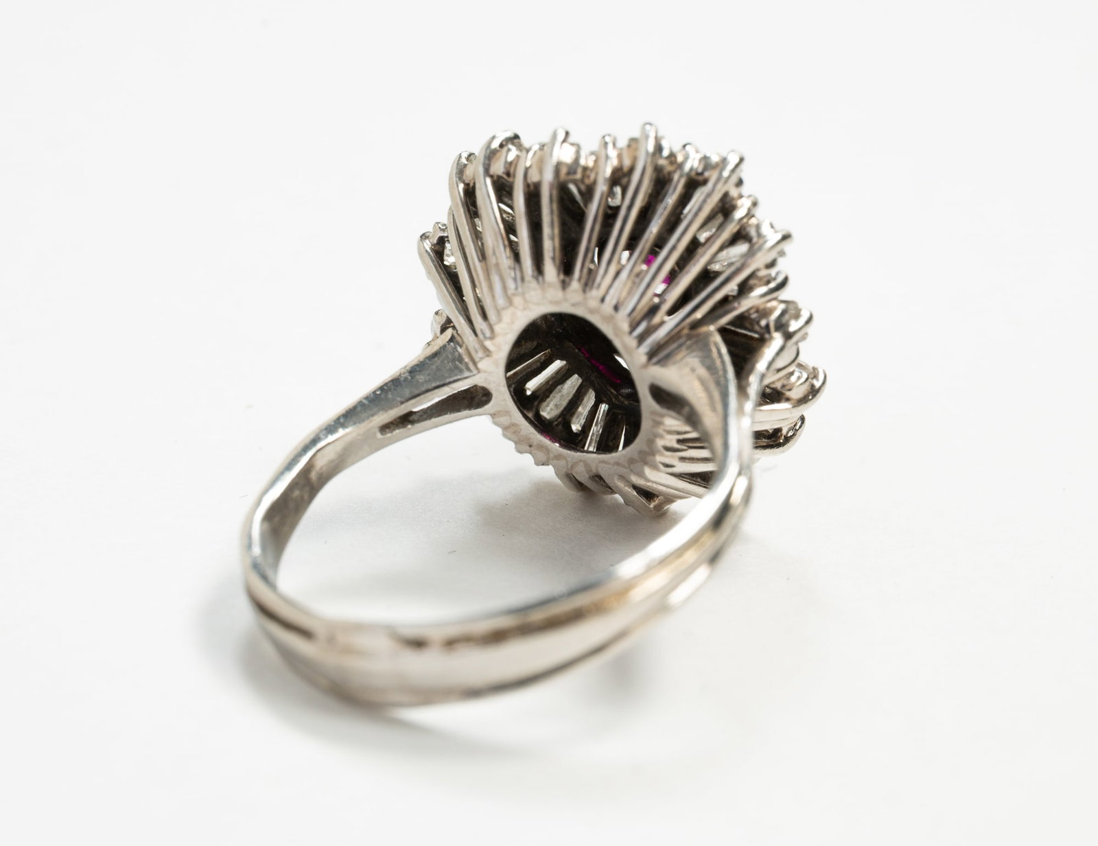 PLATINUM, DIAMOND AND RUBY COCKTAIL RING. - 4